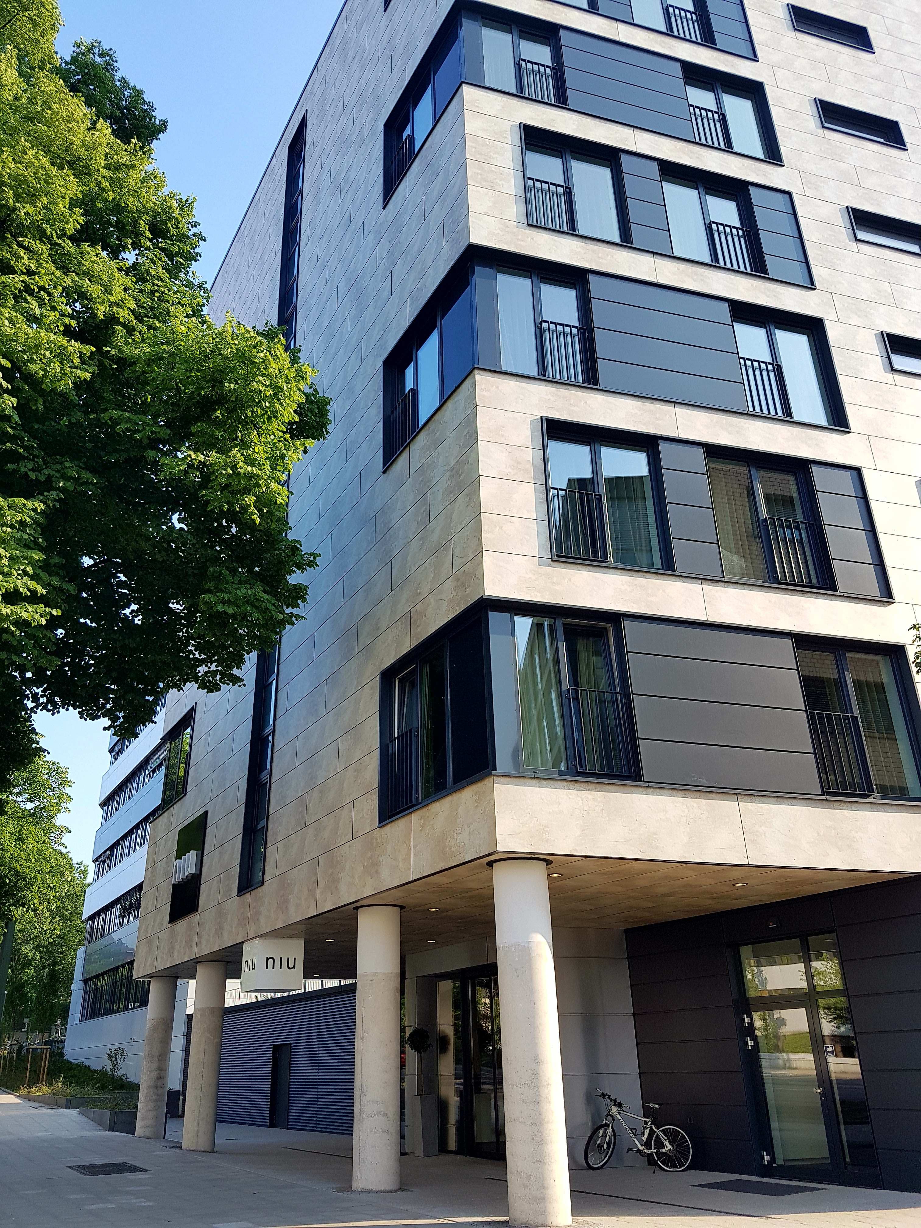 Holiday Inn - the niu, Cobbles Essen Ansicht 2