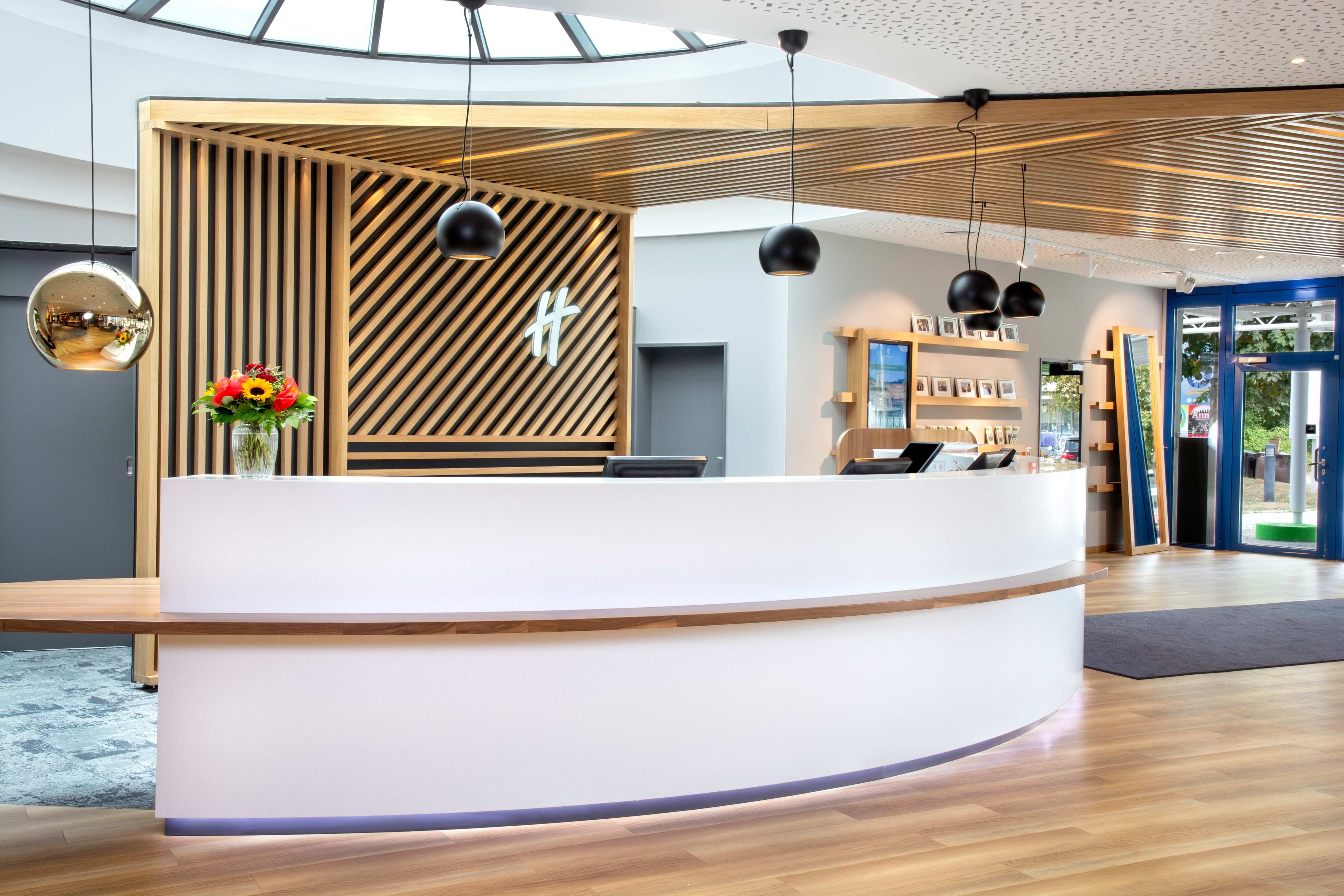 Holiday Inn Stuttgart Ansicht 8