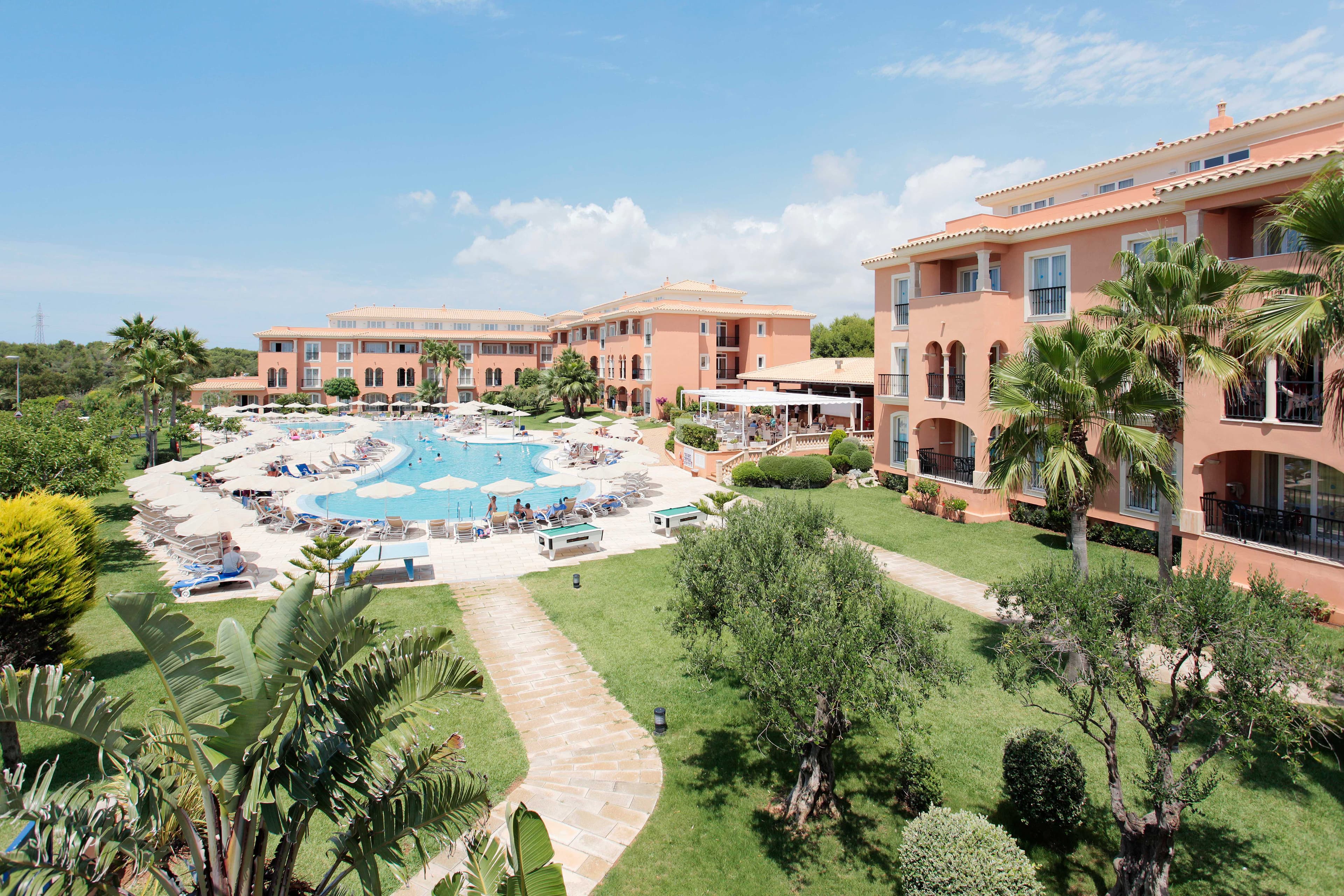 Grupotel Macarella Suites and Spa