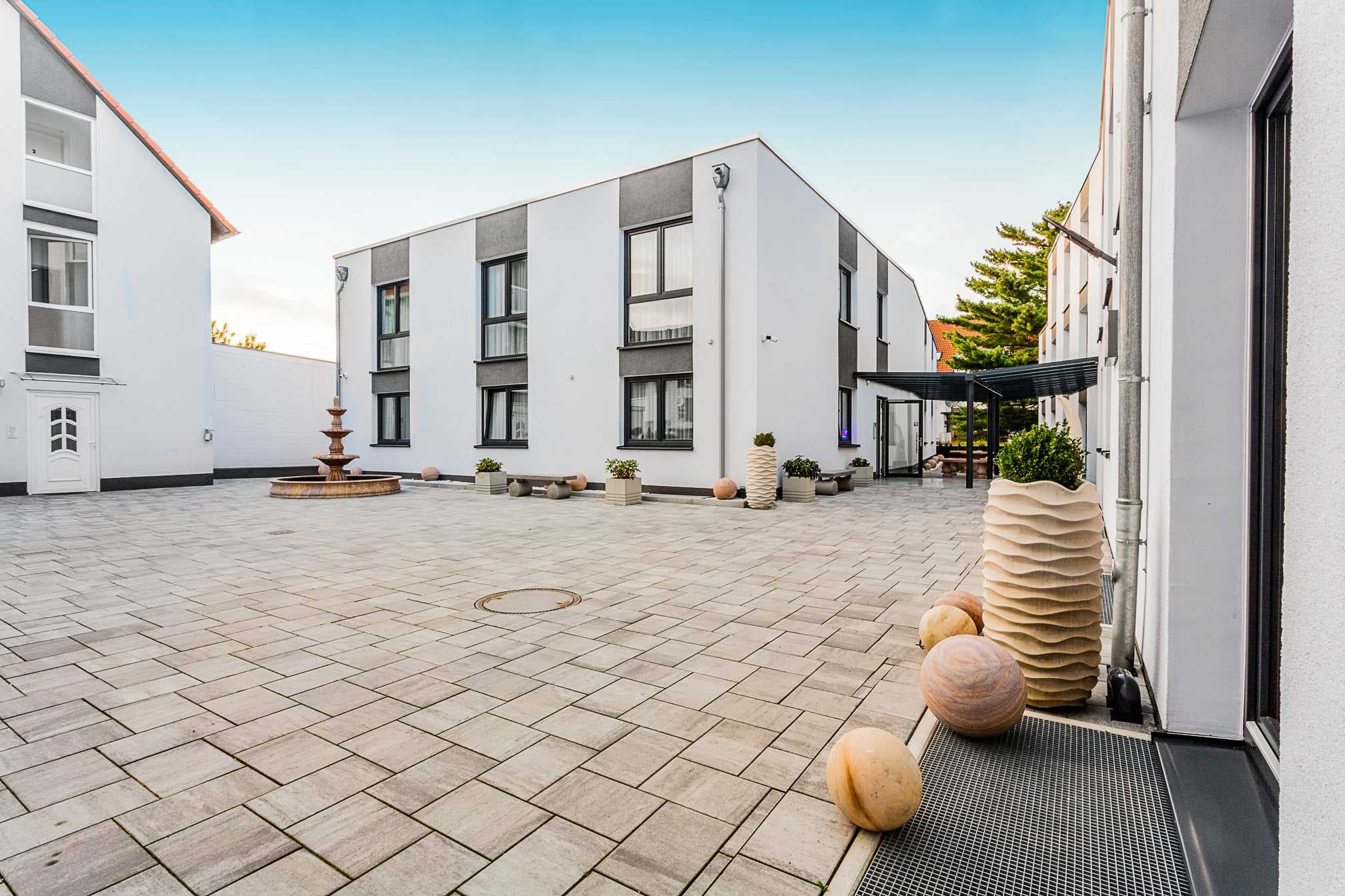 Naam Hotel & Apartments Ansicht 3