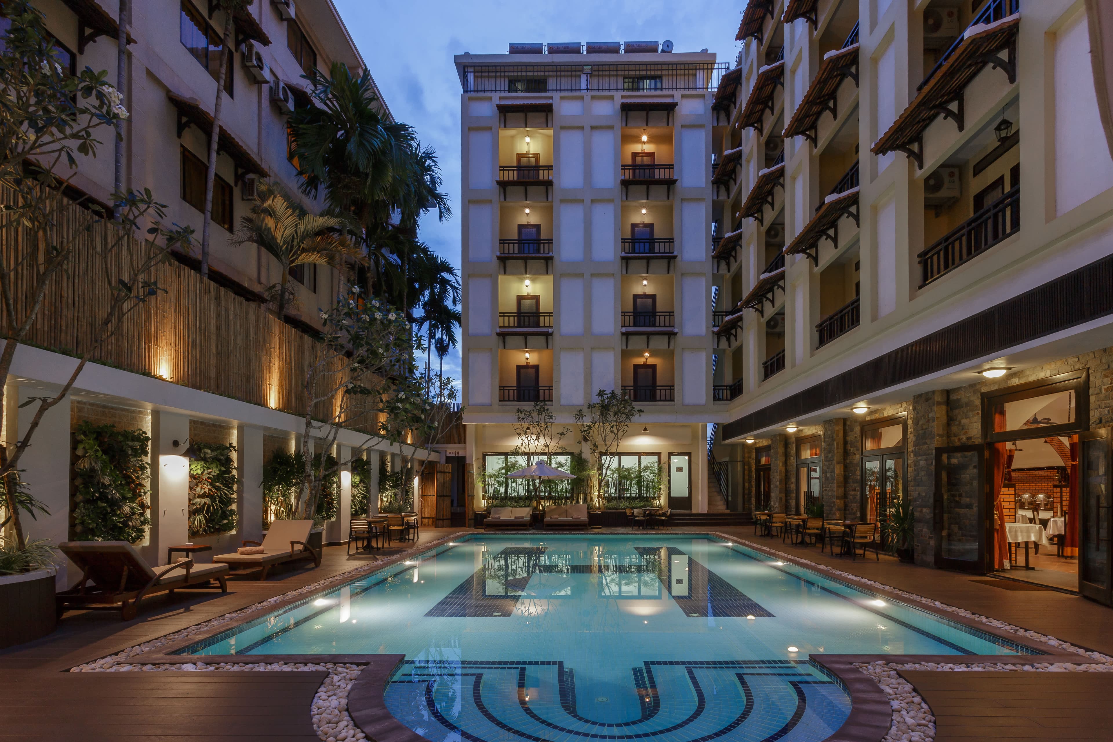 Treasure Oasis Hotel Ansicht 2