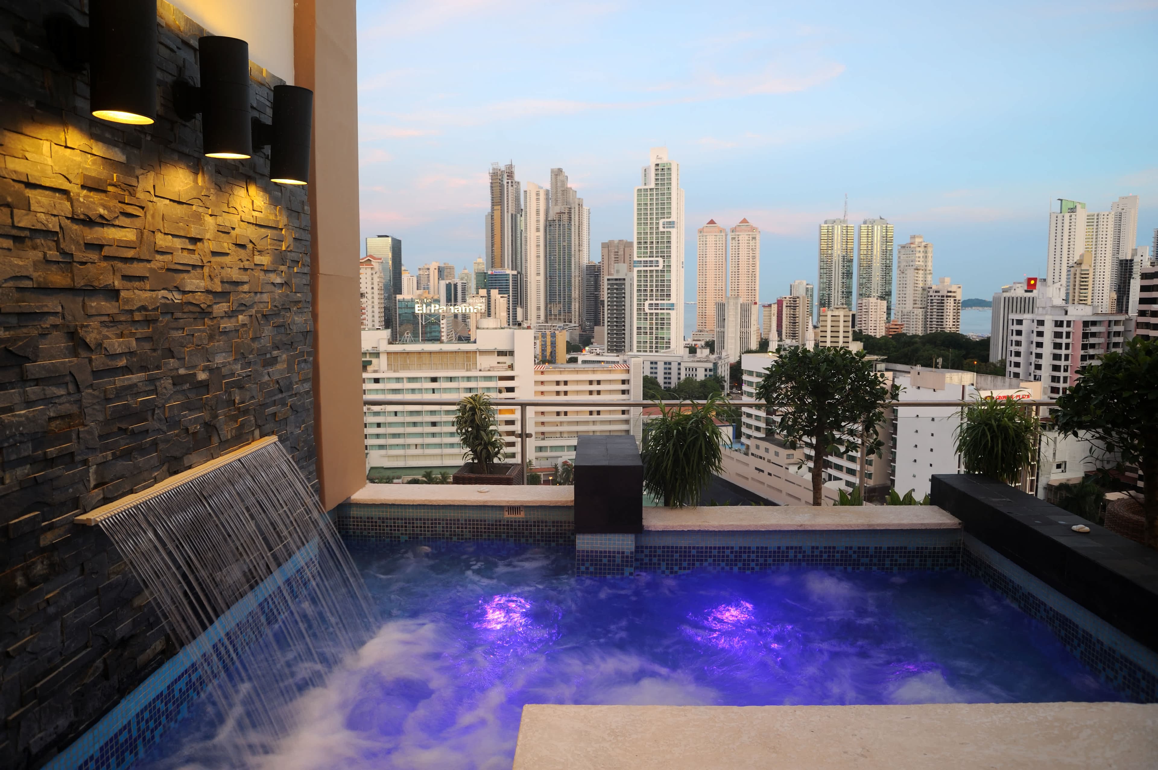 Hilton Garden Inn Panama Ansicht 9
