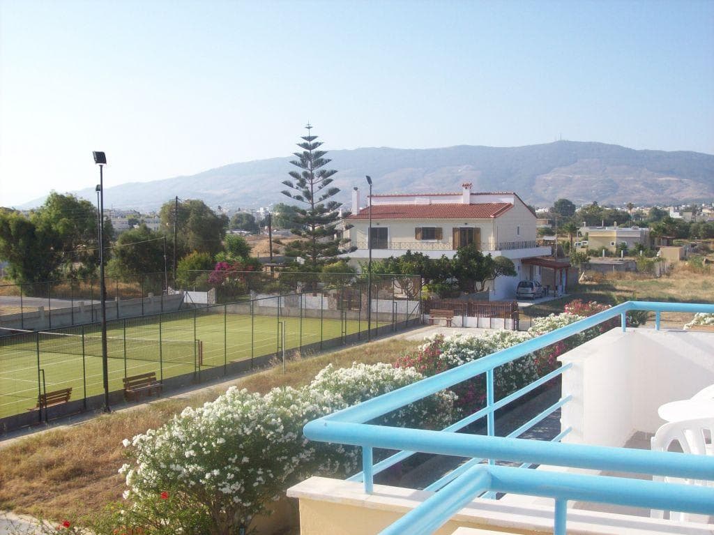 Leonidas Hotel & Studios Ansicht 9