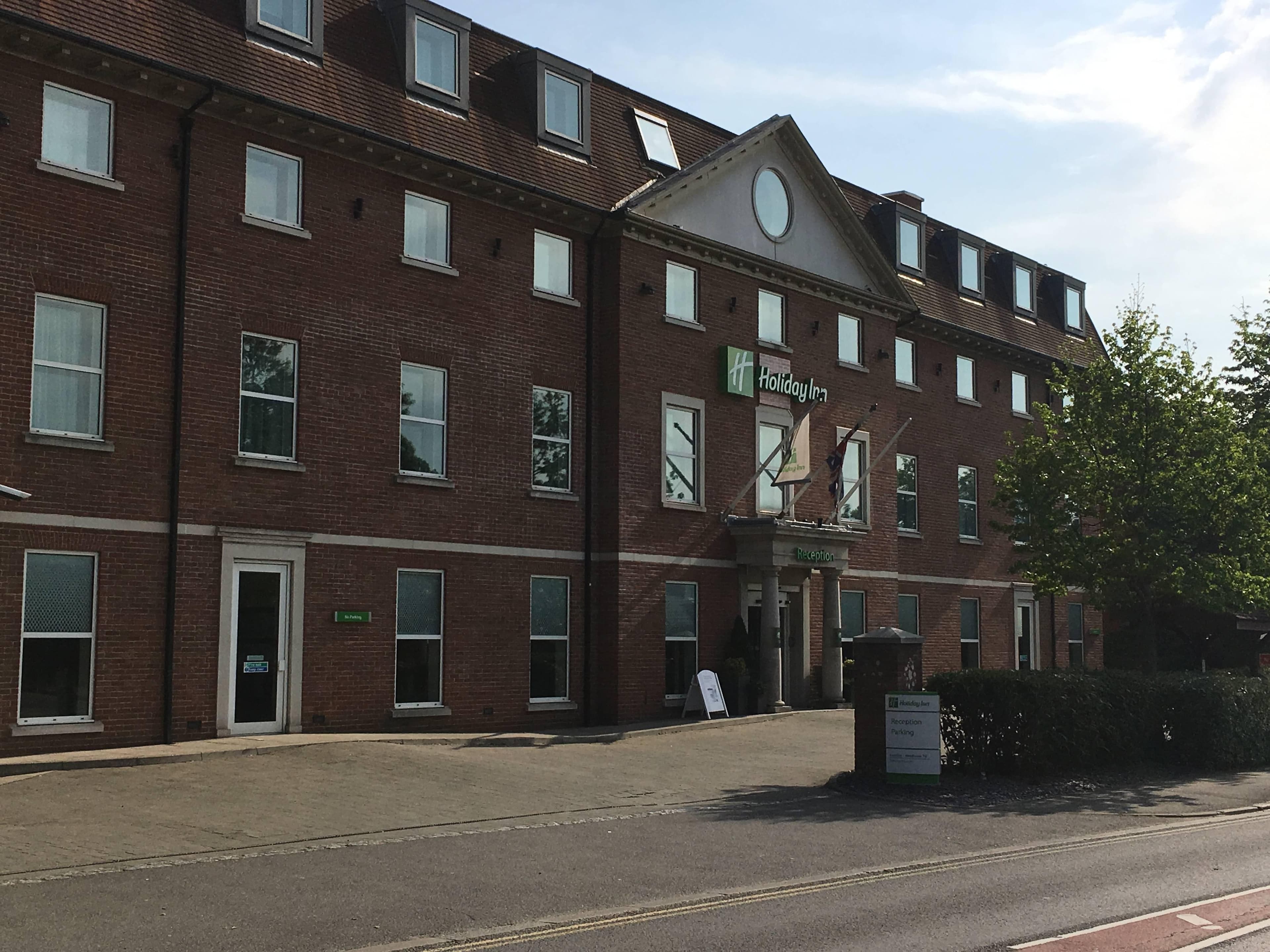 B&B HOTEL London Heathrow