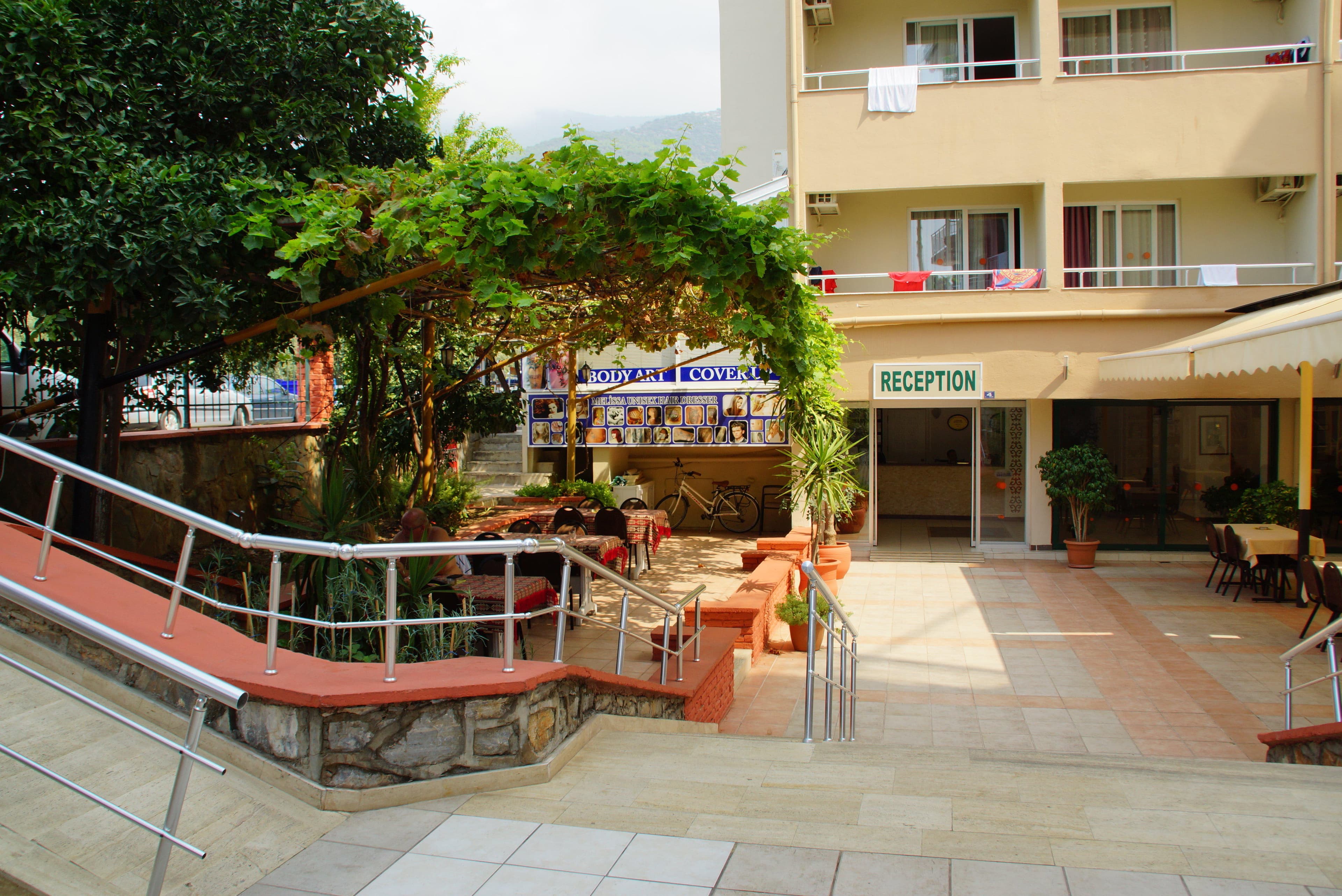 Kleopatra Melissa Hotel Ansicht 7