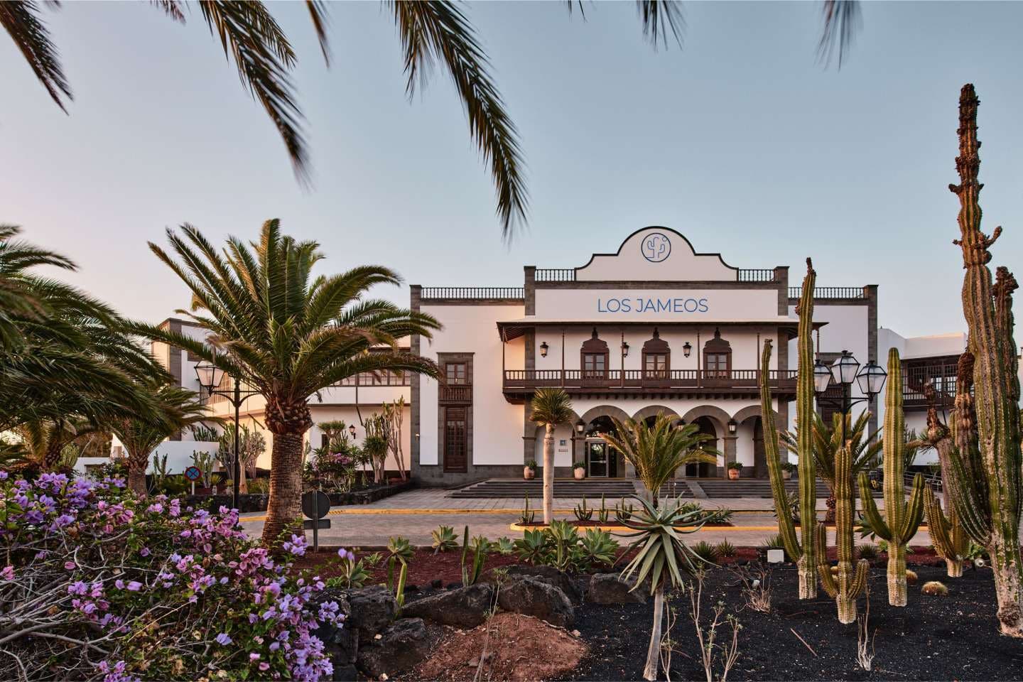 Seaside Hotel Los Jameos
