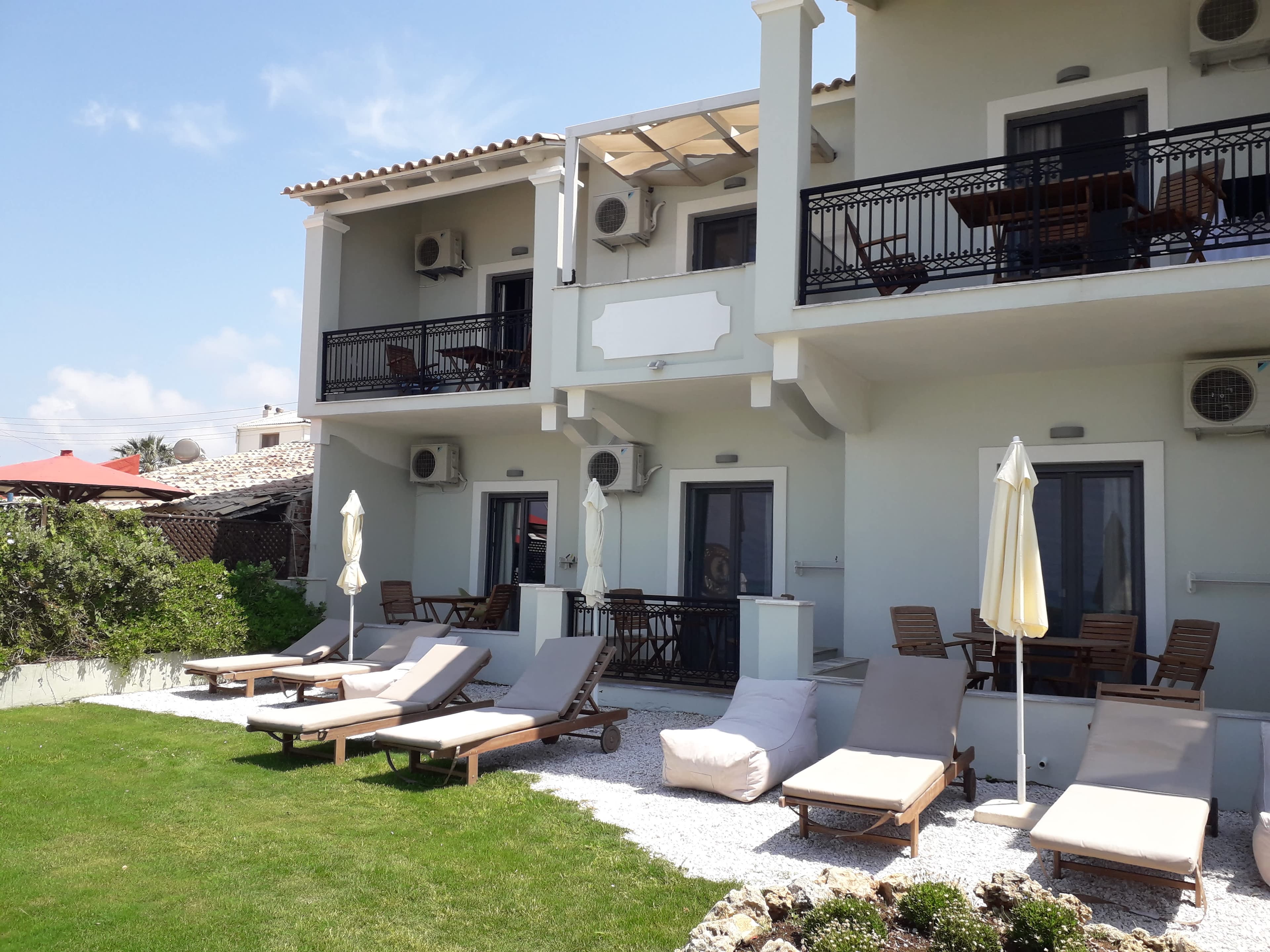 Cressida Seaside Apartments
