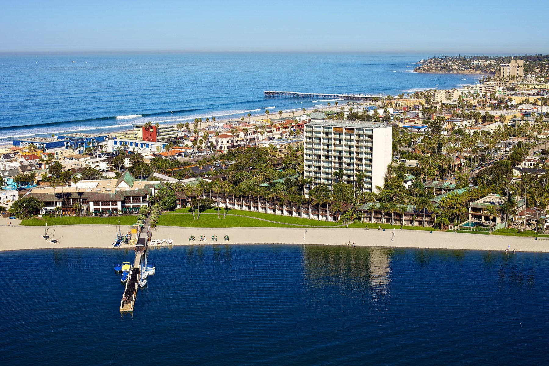 Catamaran Resort Hotel & Spa