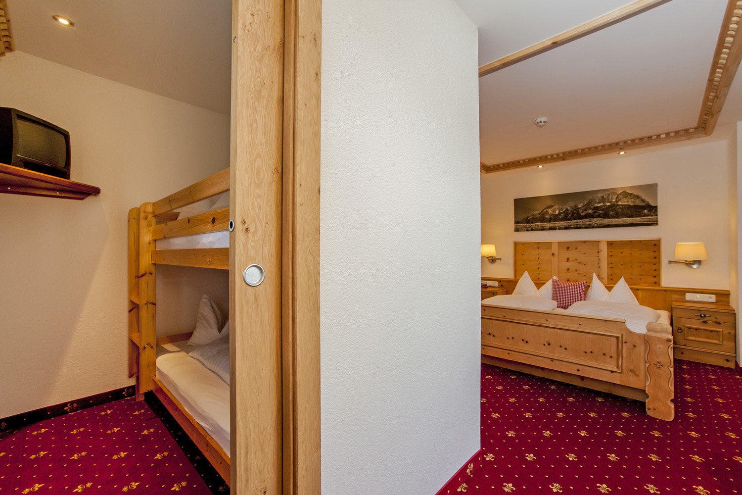 Kaiserhotel Kitzbüheler Alpen Ansicht 4