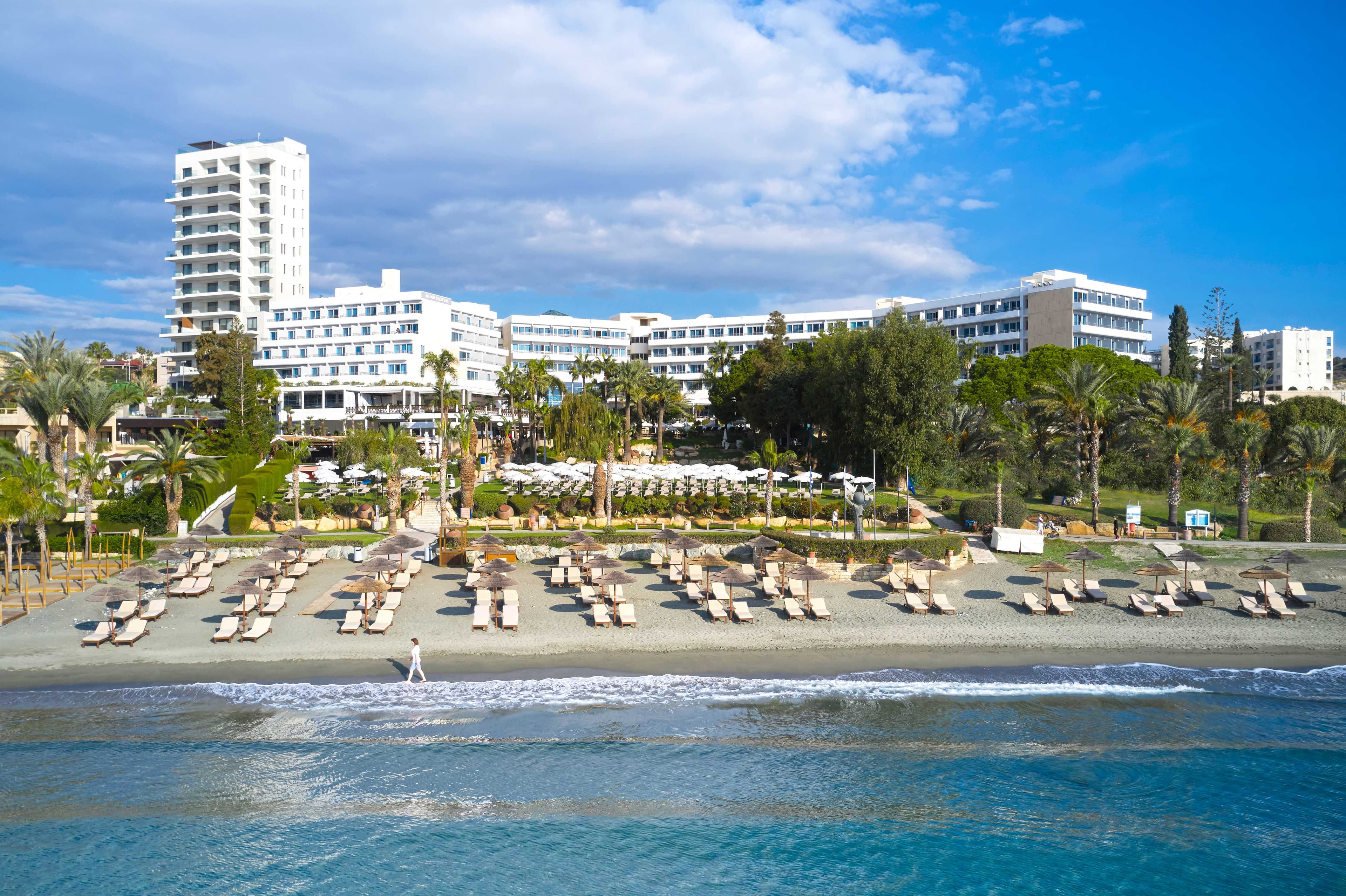 Mediterranean Beach Hotel Ansicht 2