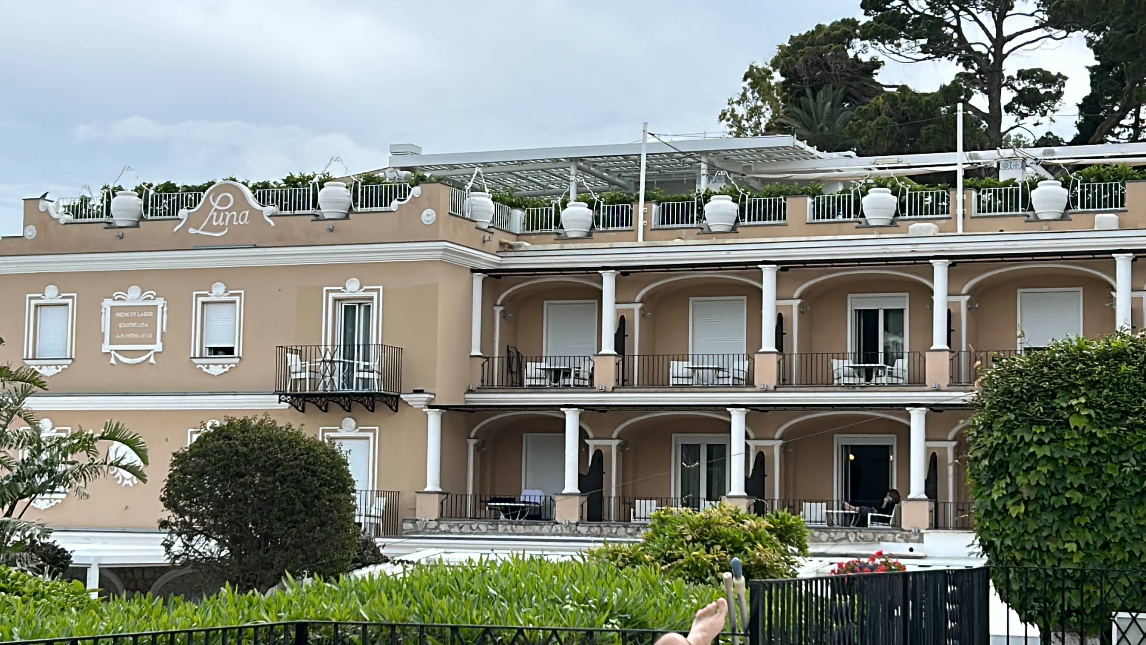 Hotel Luna