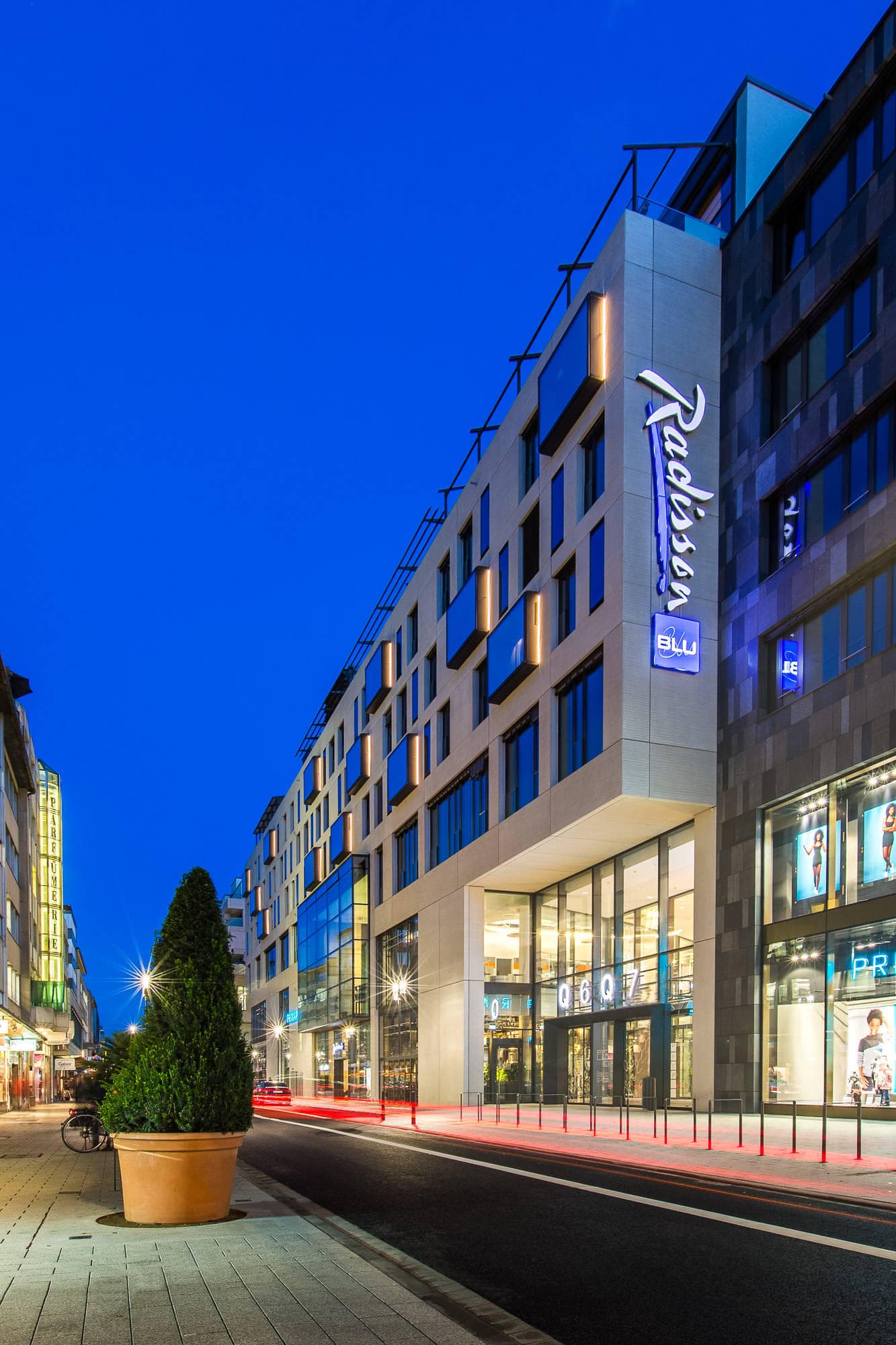 Radisson Blu Hotel, Mannheim Ansicht 2