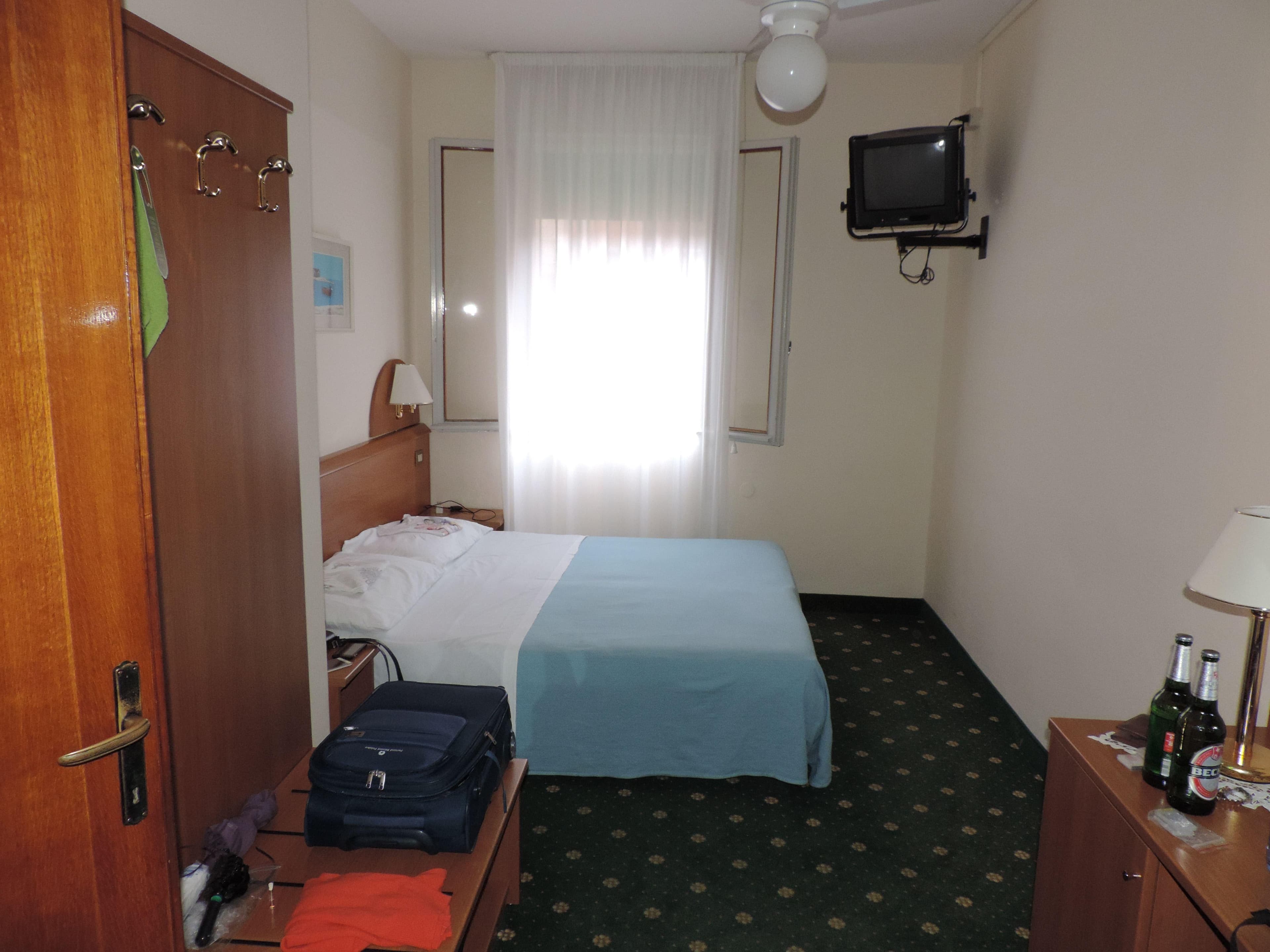 Helvetia Hotel Ansicht 3