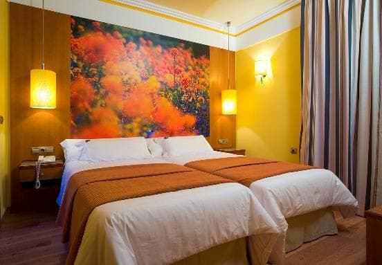 Hotel Suites Gran Via 44 Ansicht 7