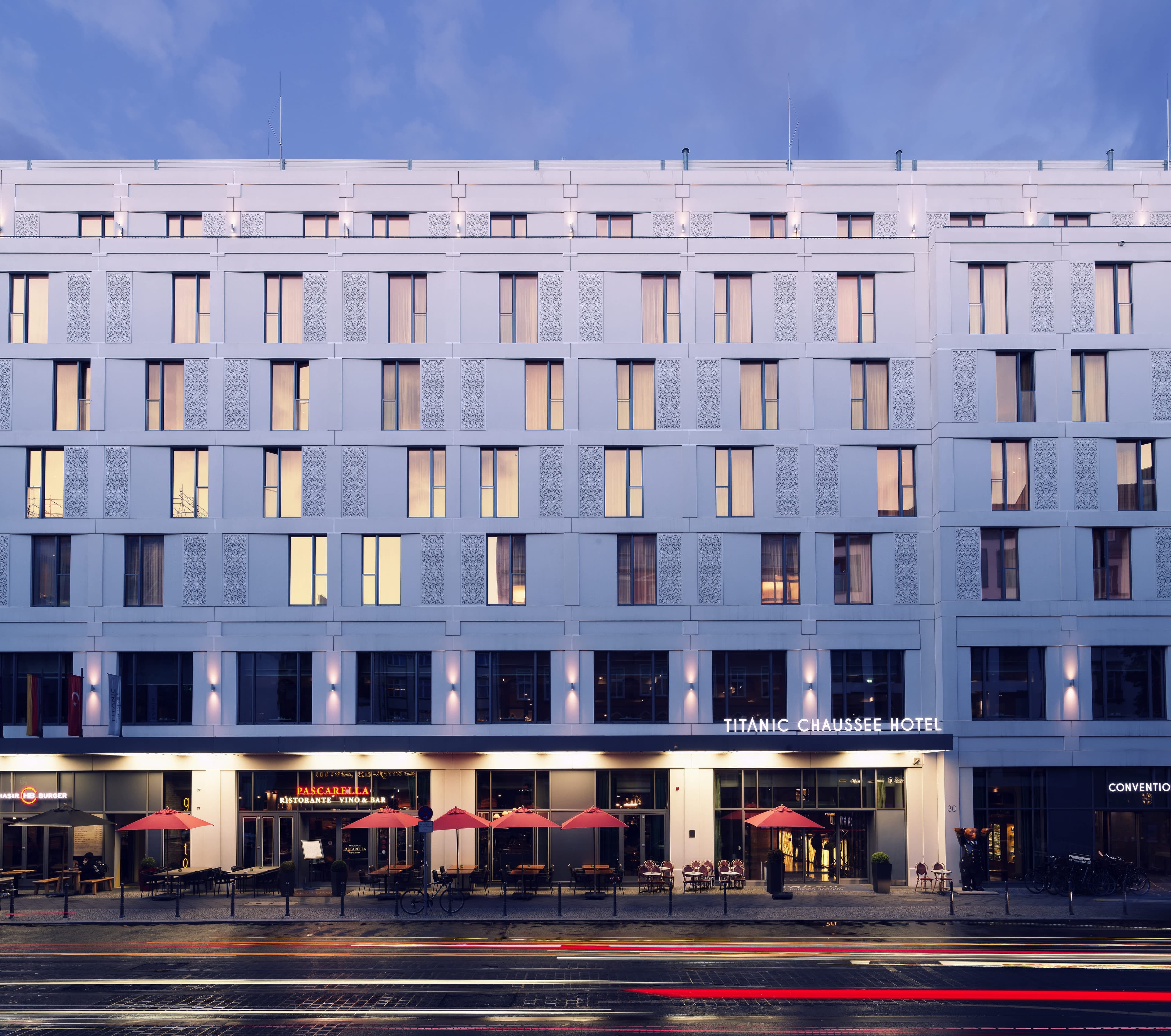 TITANIC Chaussee Berlin