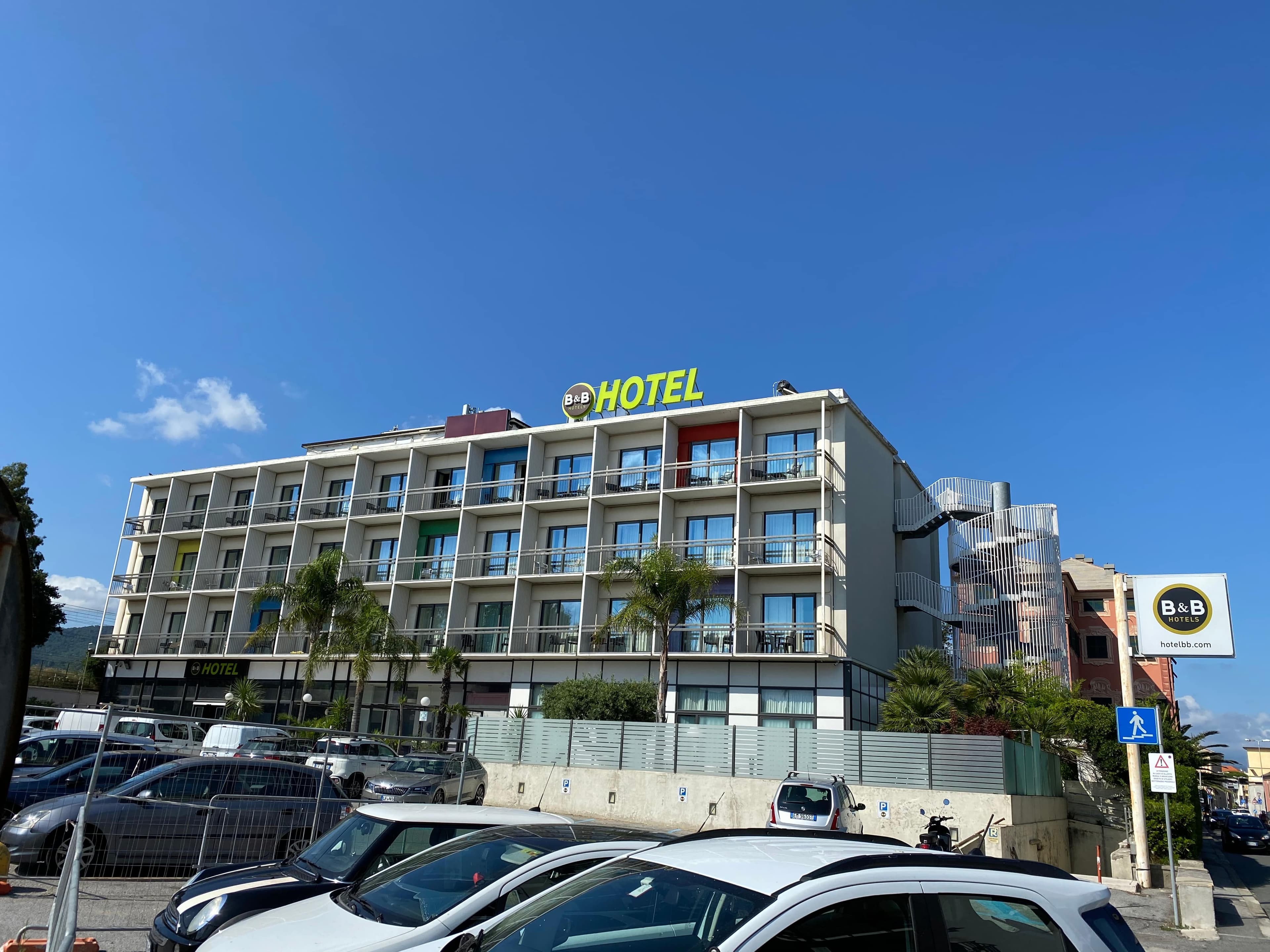B&B Hotel Savona Ansicht 2