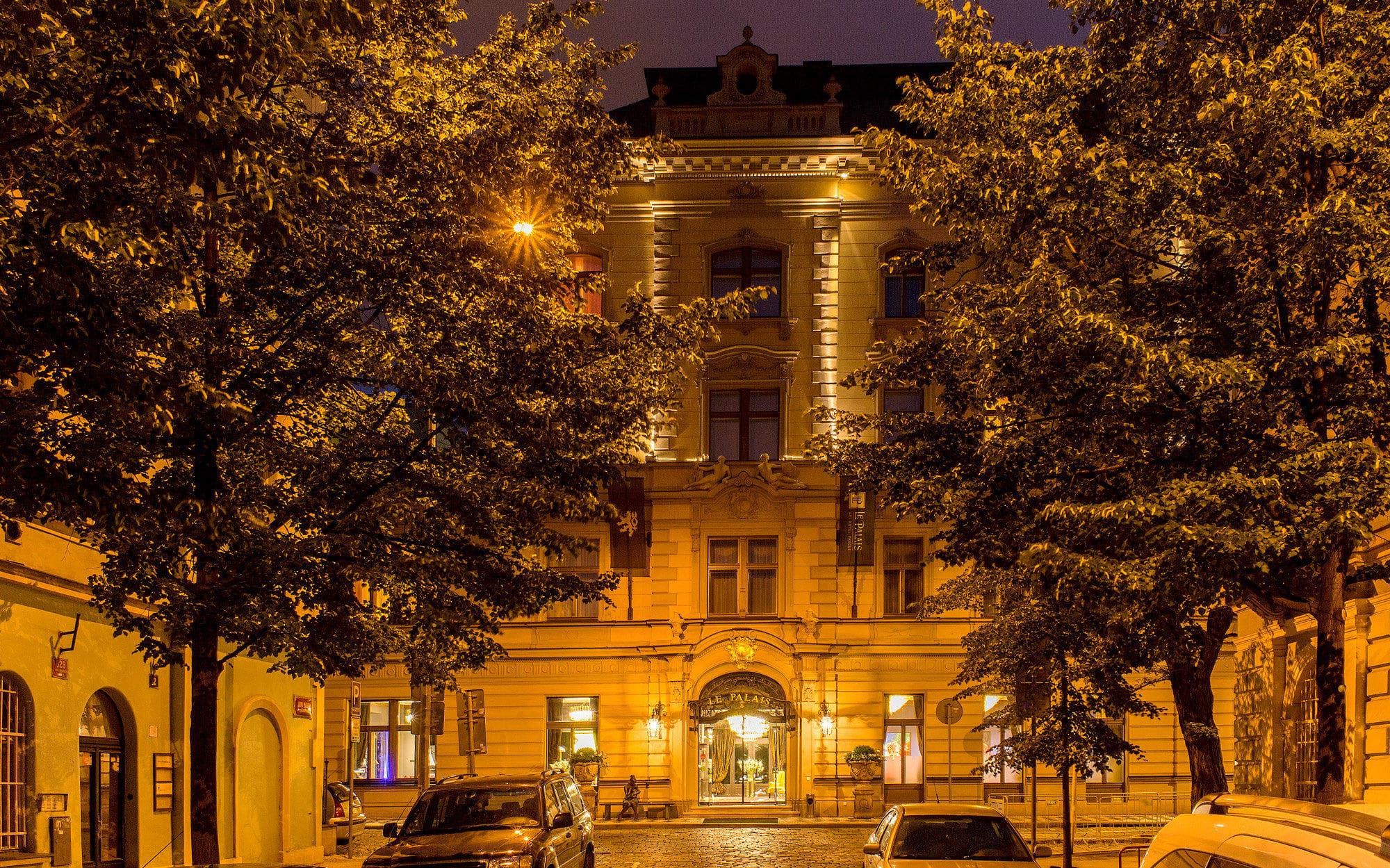 Le Palais Art Hotel