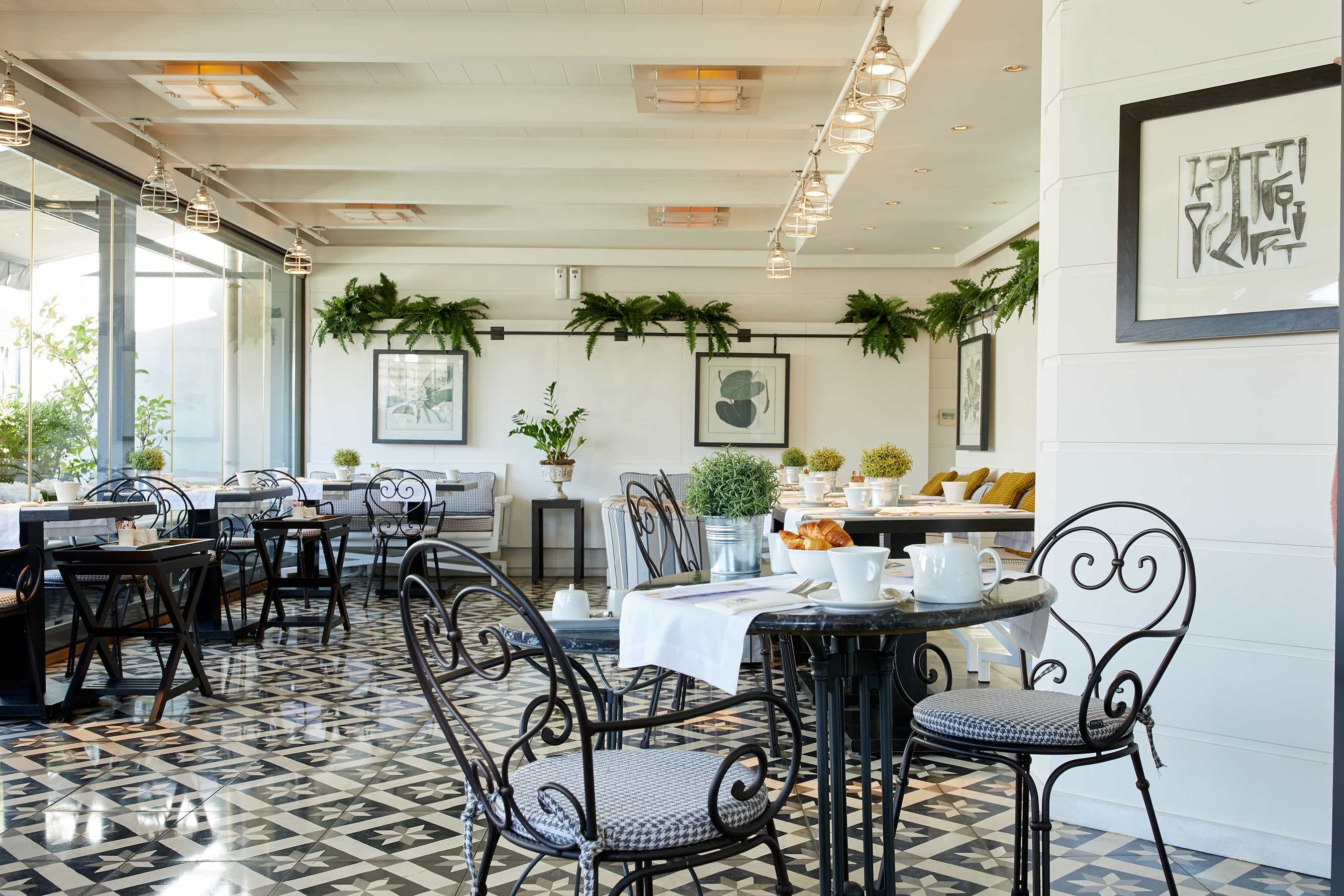 The Excelsior Hotel Ansicht 10