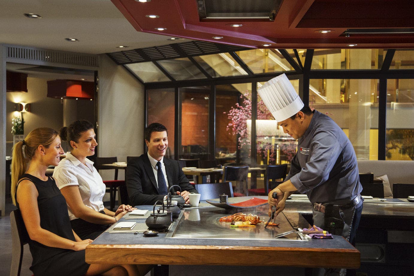 Mövenpick Hotel Geneva Ansicht 9
