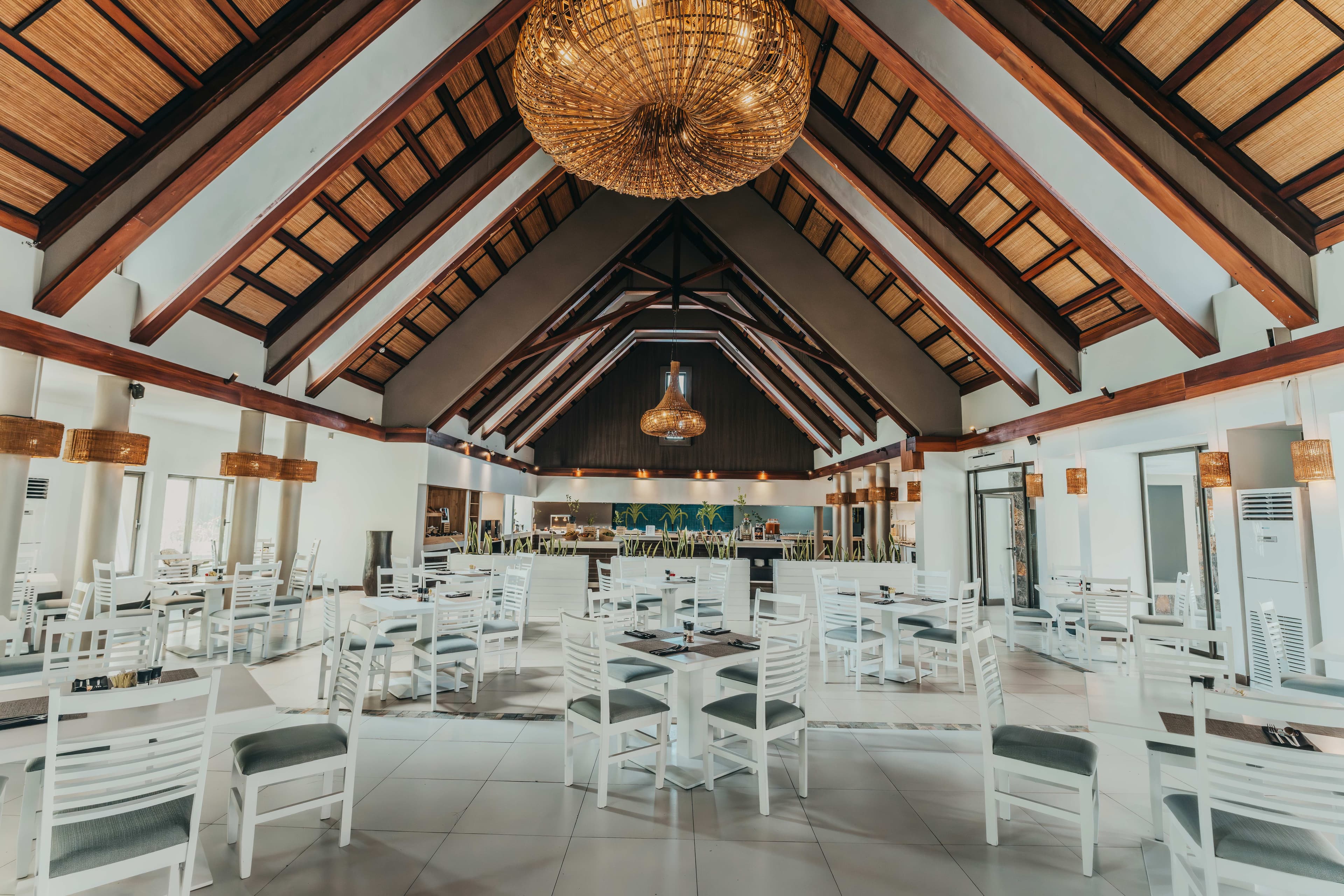 Crystals Beach Resort Belle Mare, a member of Radisson Individuals Ansicht 10