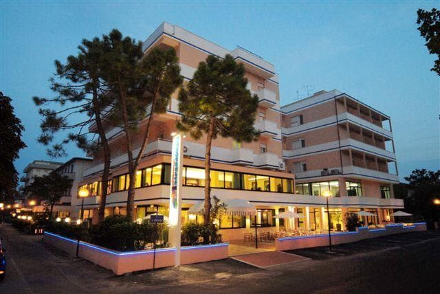 Hotel Metropolitan