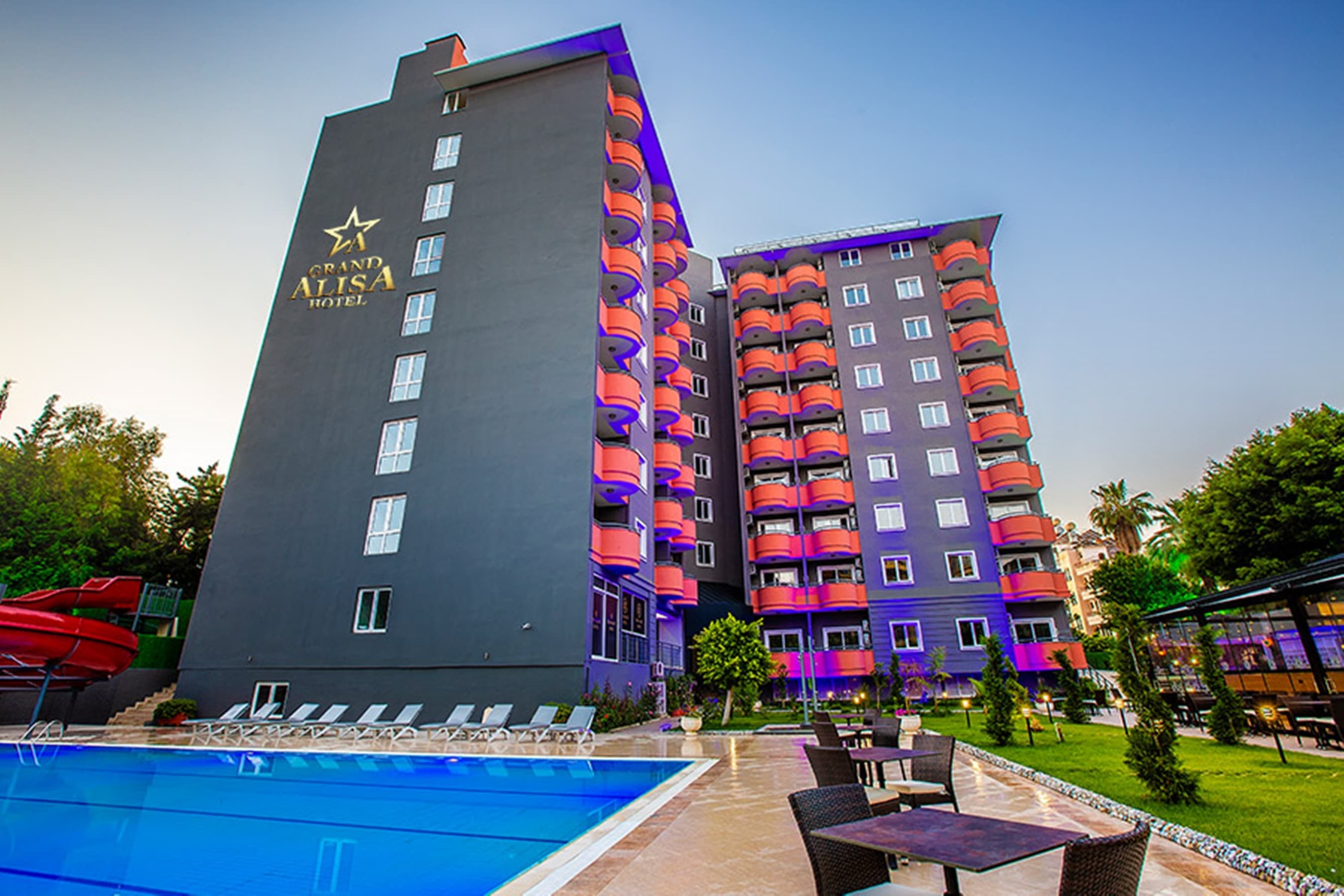 Grand Alisa Hotel Ansicht 3
