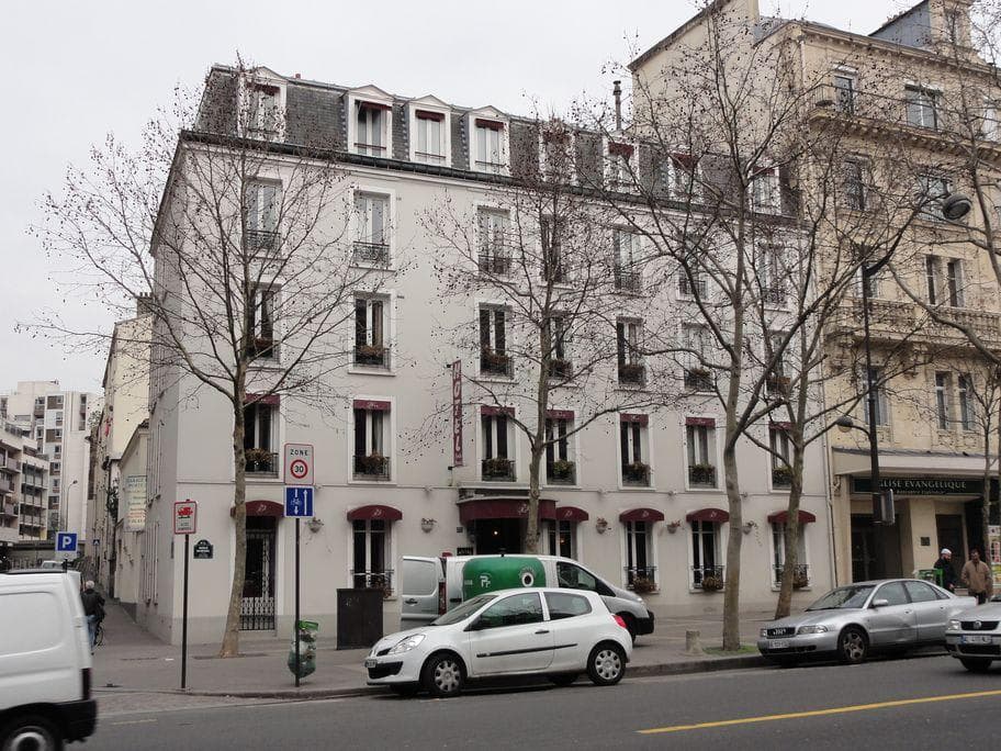Hotel De La Porte Dorée Ansicht 2