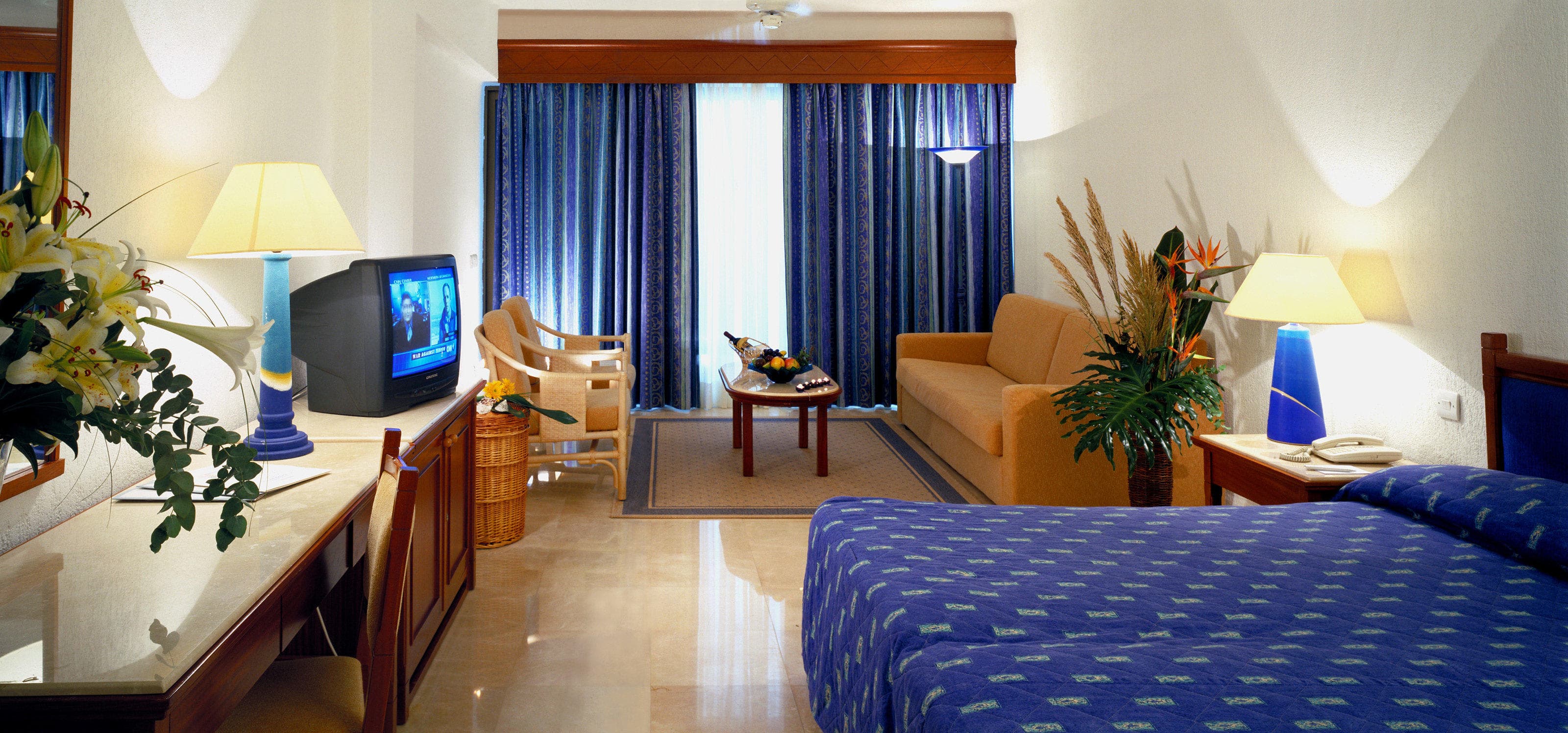 Coral Beach Hotel & Resort Ansicht 5