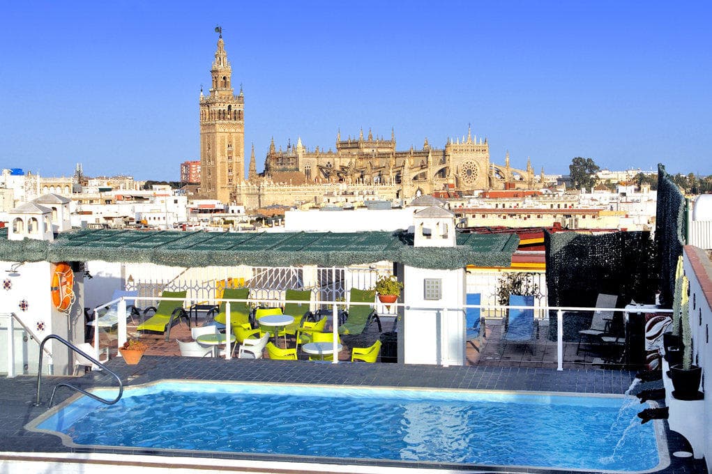 Hotel Becquer Ansicht 6