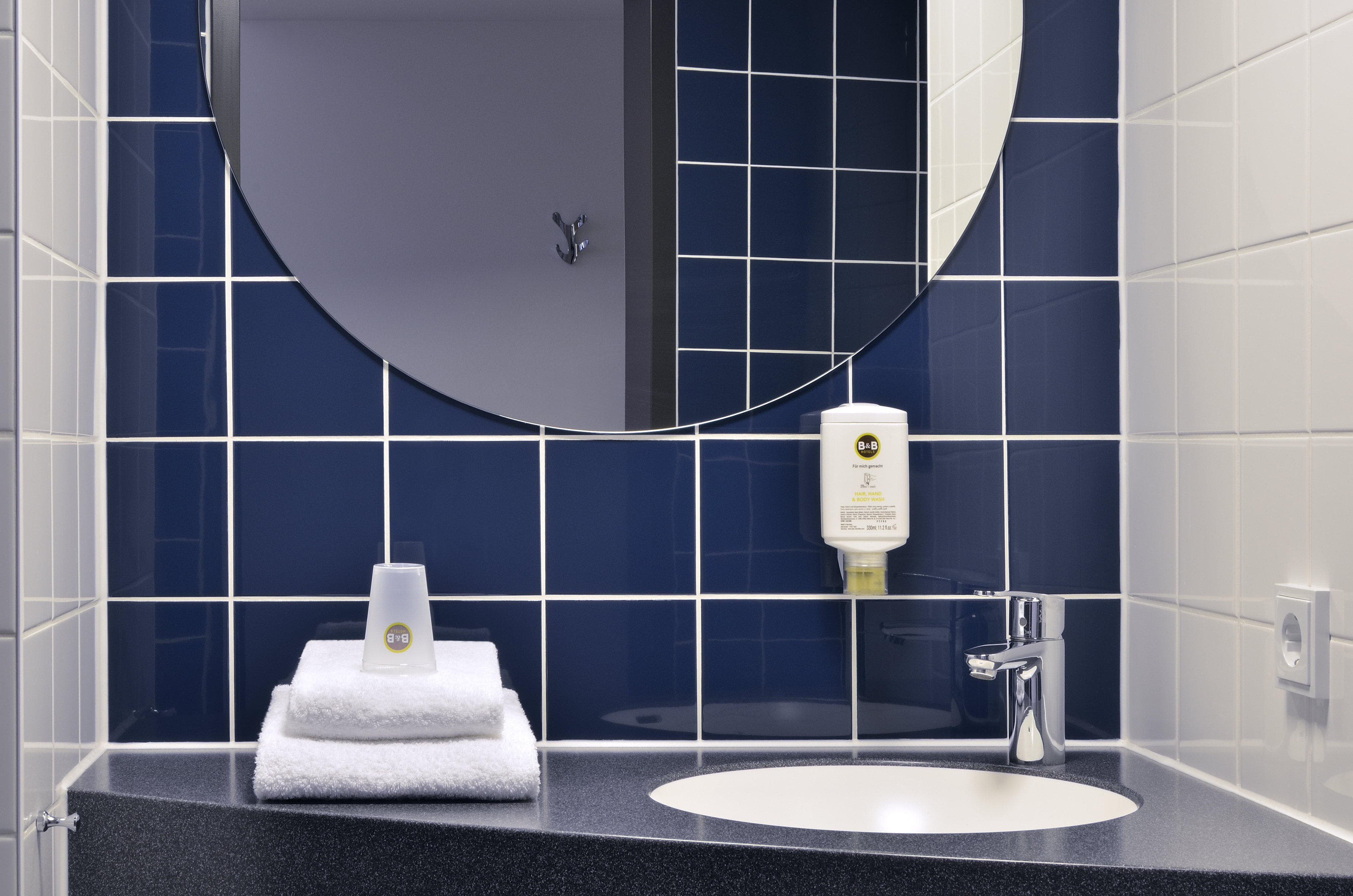 B&B Hotel Hamburg-Nord Ansicht 7