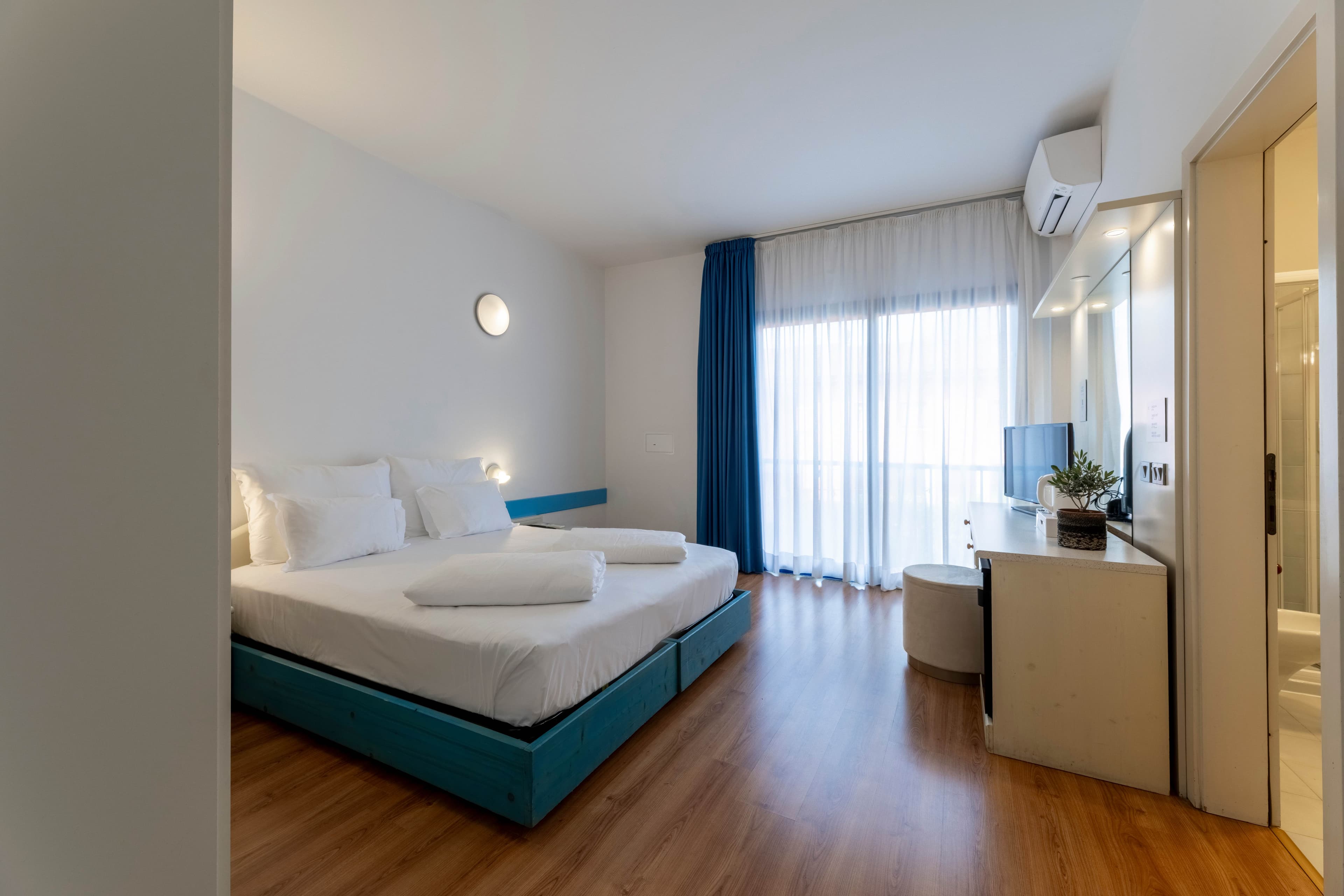 Hi Hotels Riva - Lakeview Ansicht 3