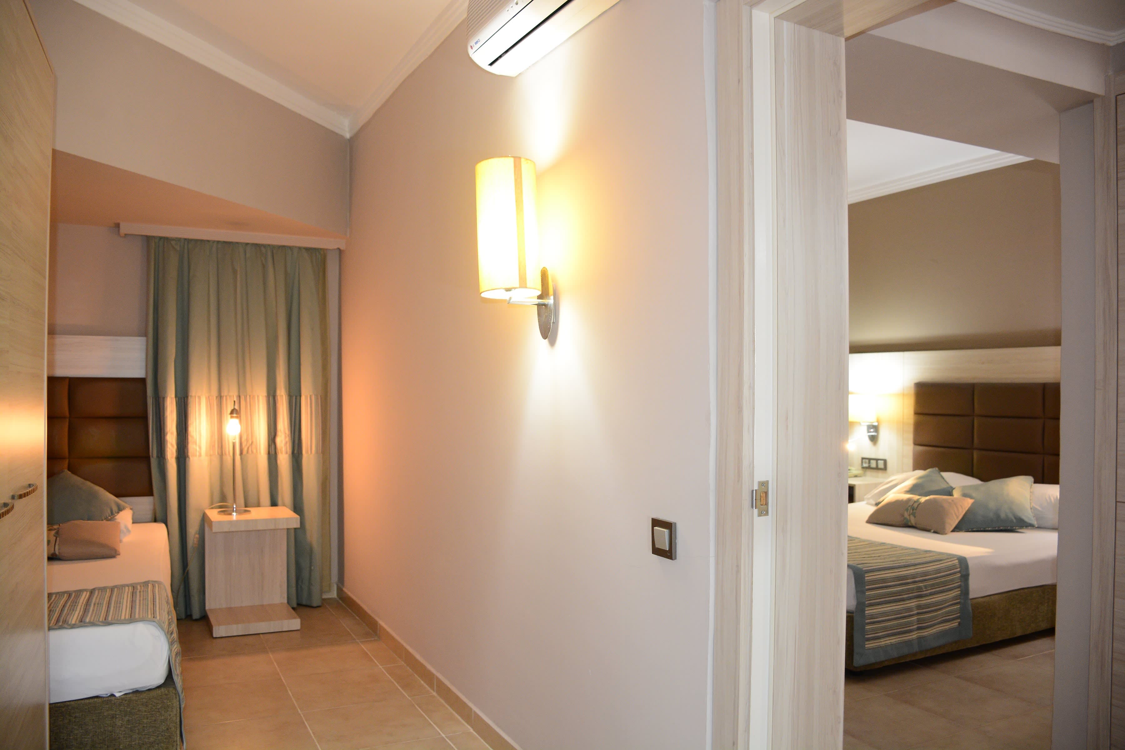 Palmeras Beach Hotel Ansicht 4