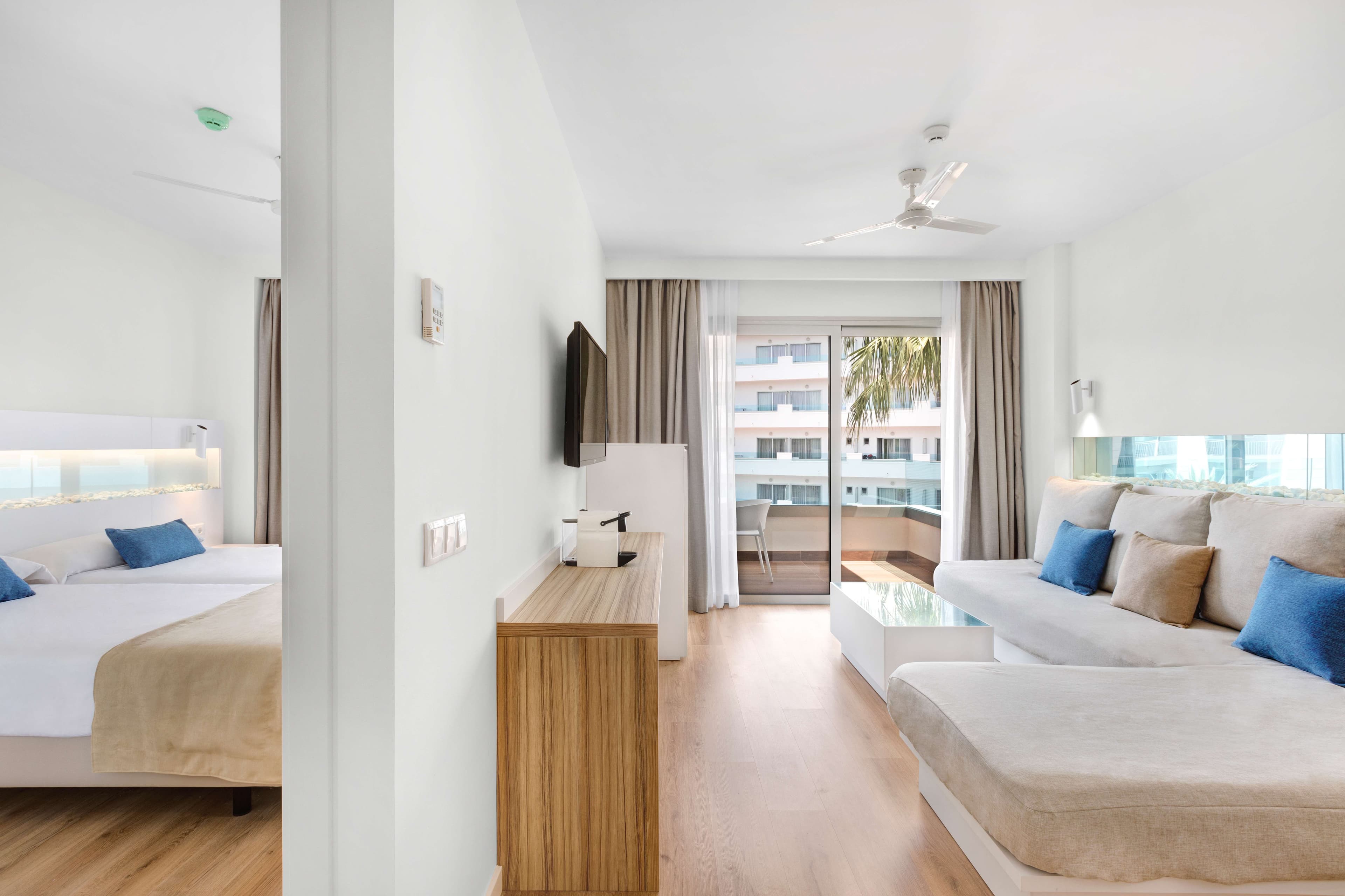 Metropolitan JUKA Playa Aparthotel Ansicht 4