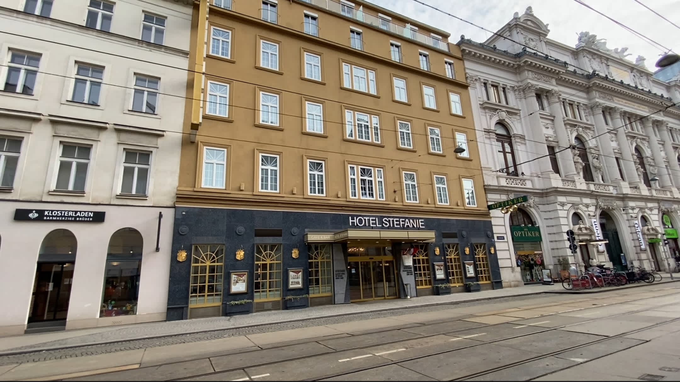 Hotel Stefanie Ansicht 2