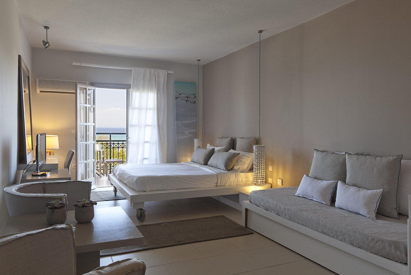The Bay Hotel & Suites Ansicht 6