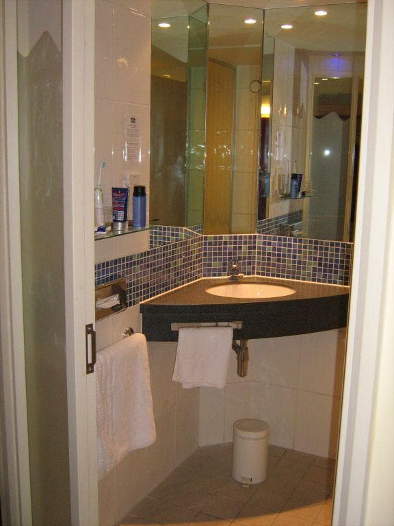Hotel Holiday Inn Express Stevenage Ansicht 2