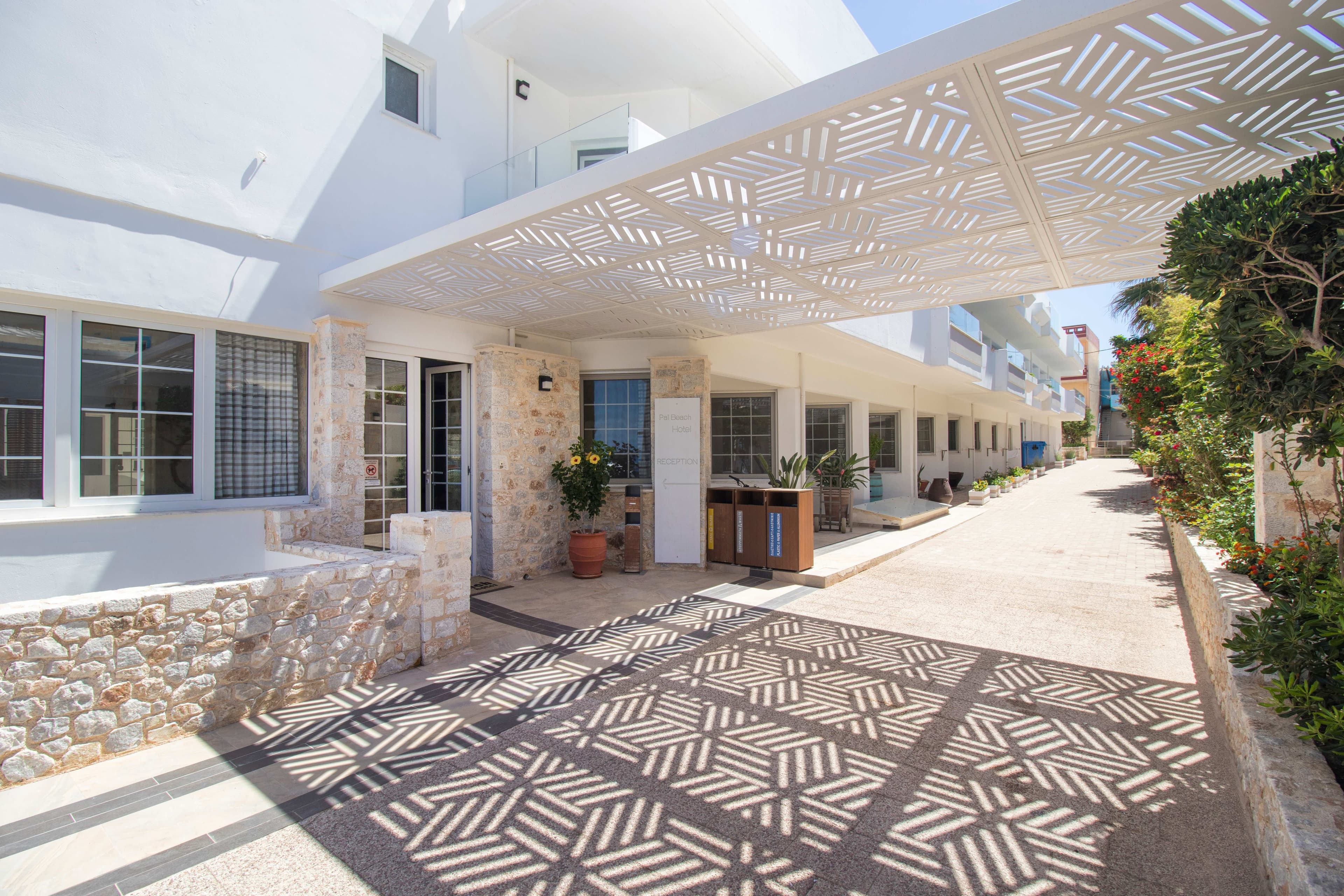 Hotel Pal Beach Ansicht 2