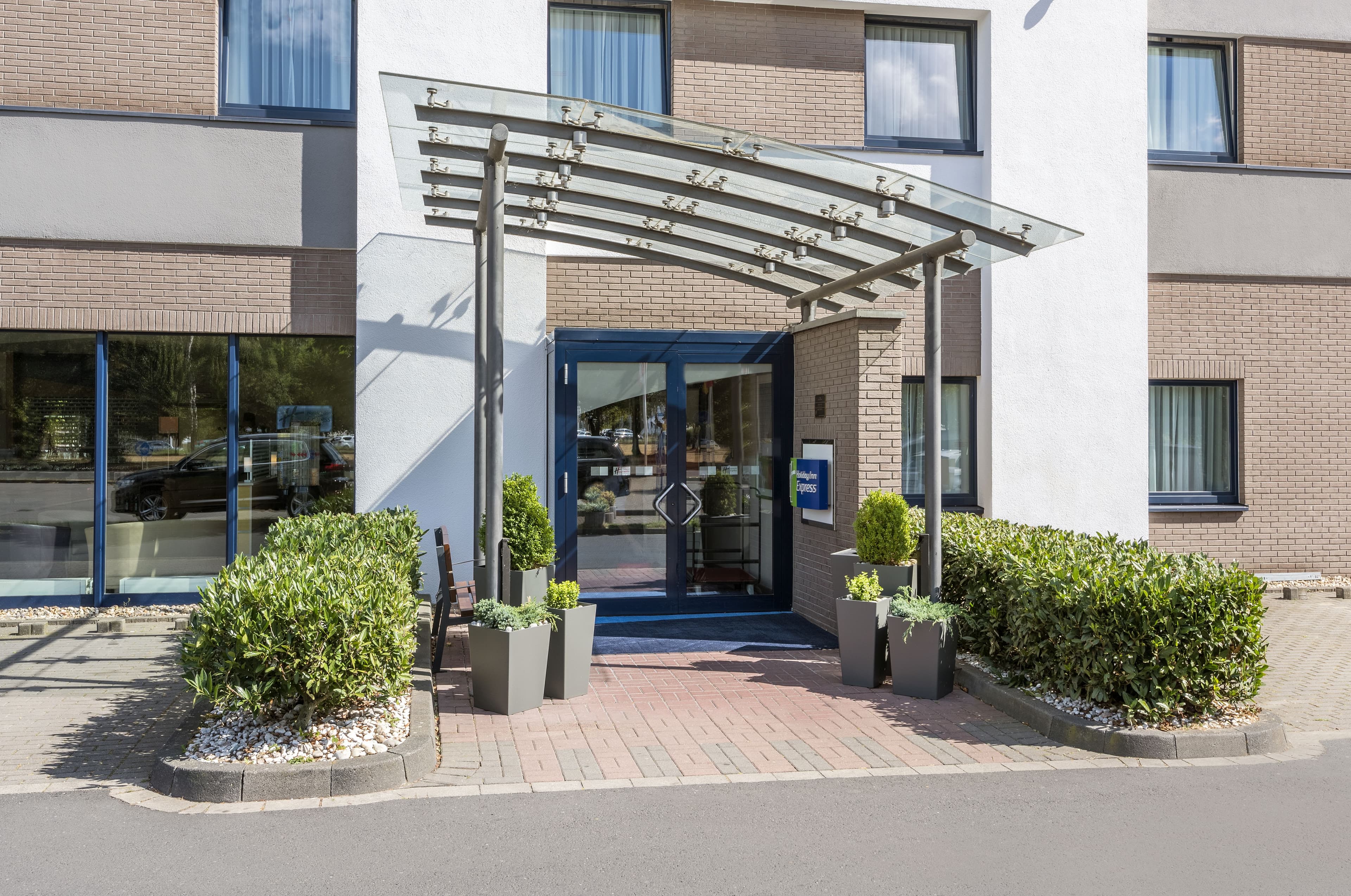Holiday Inn Express Köln - Mülheim Ansicht 3