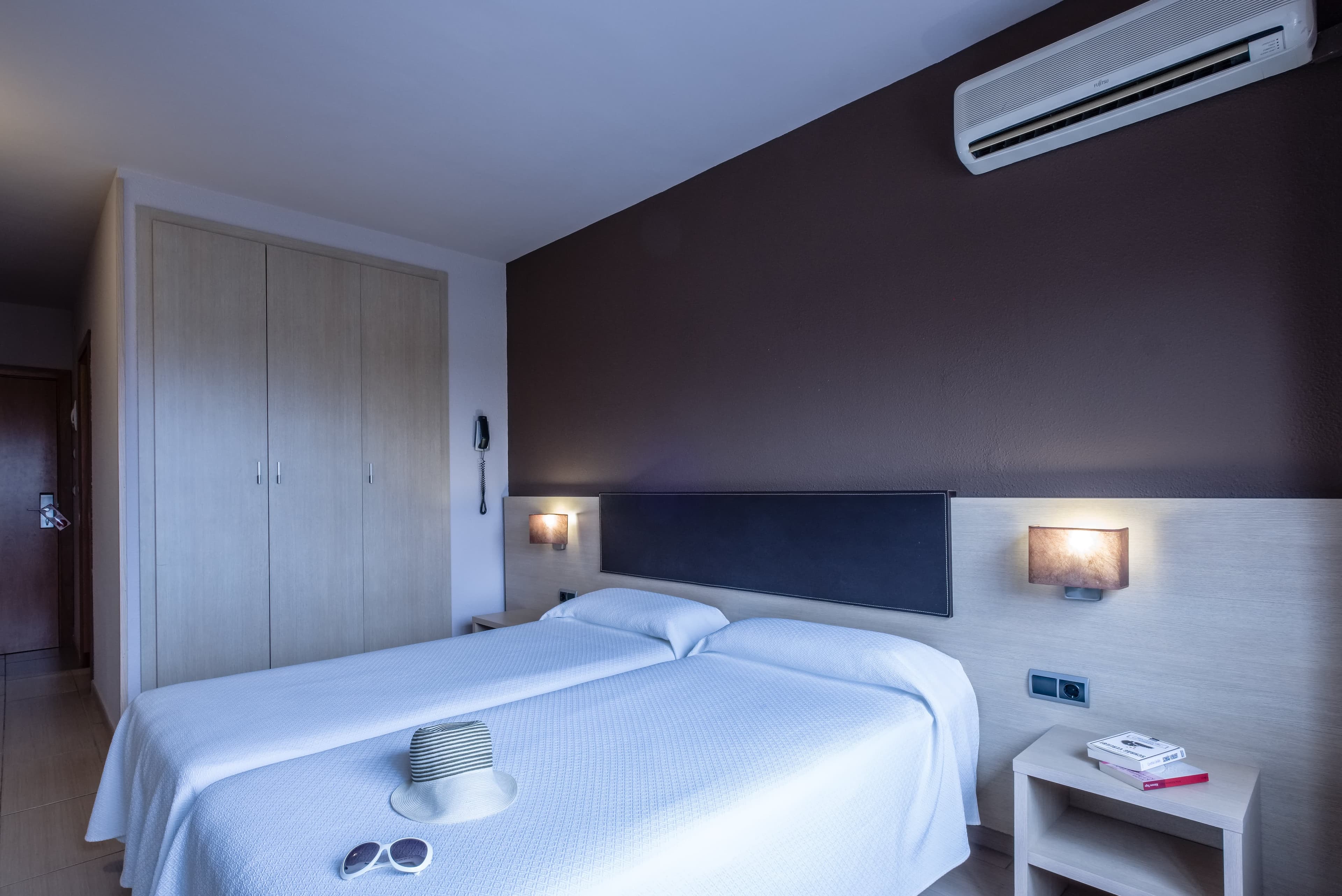 Hotel California Garden Ansicht 4