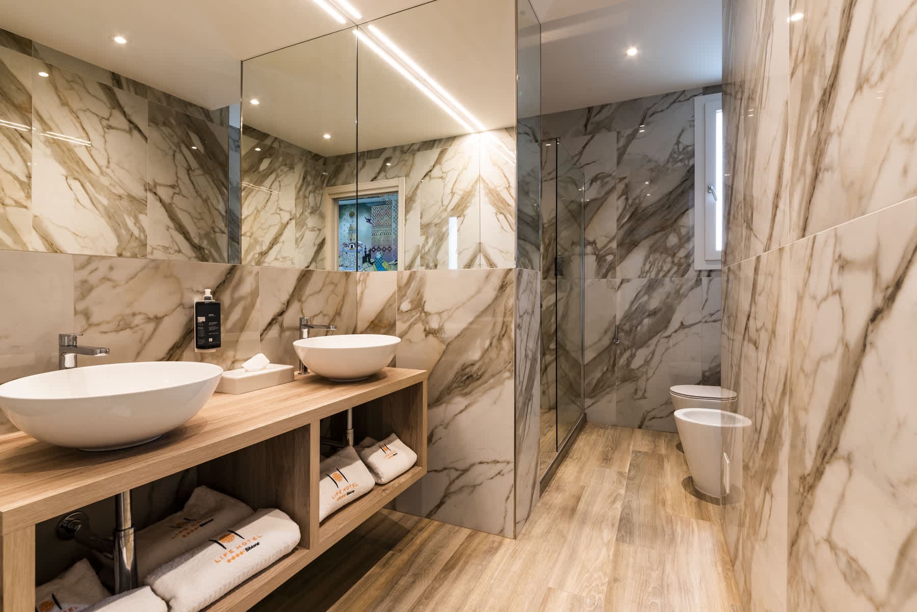 Life Hotel Ansicht 4