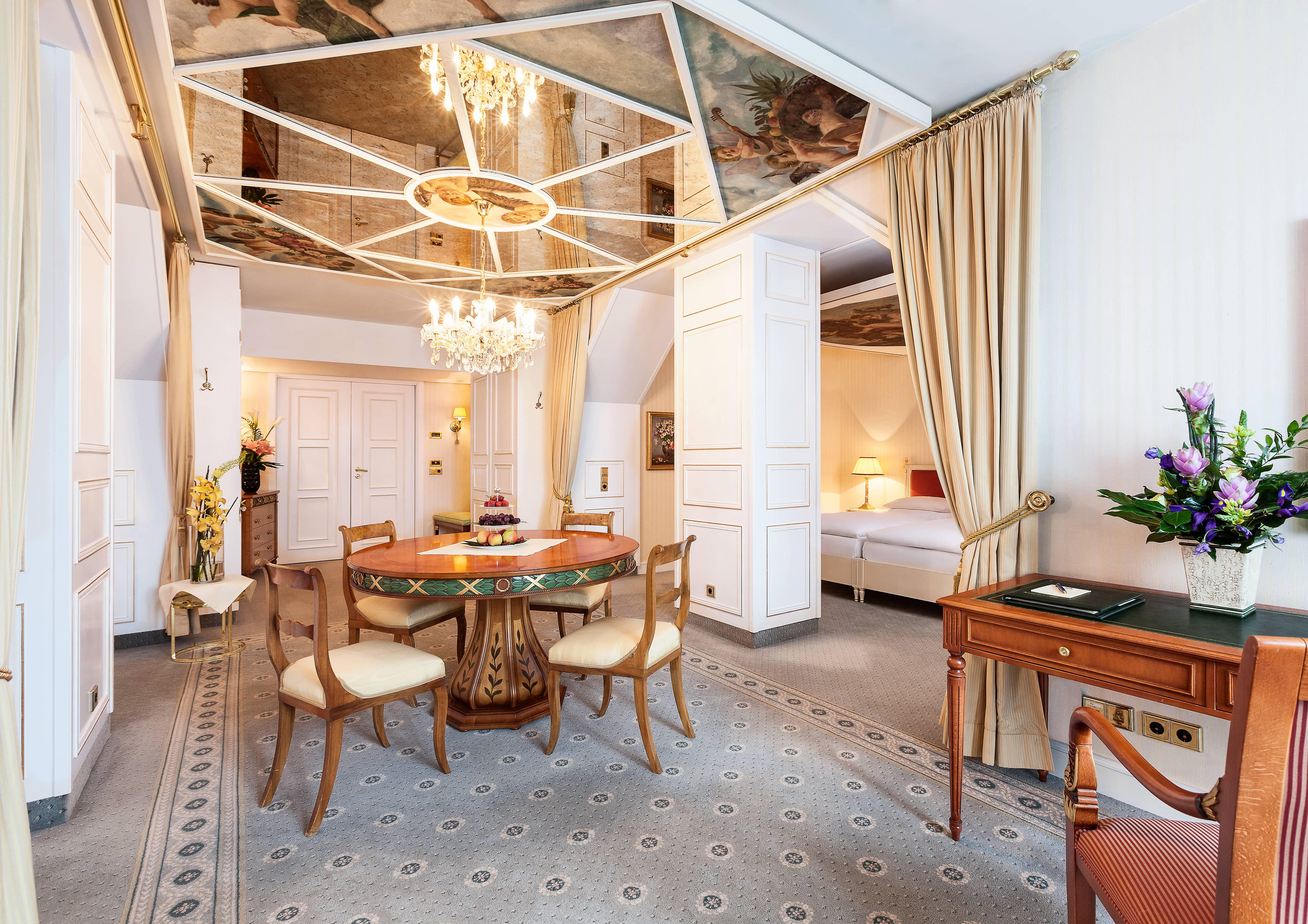 Best Western Premier Grand Hotel Russischer Hof Ansicht 5