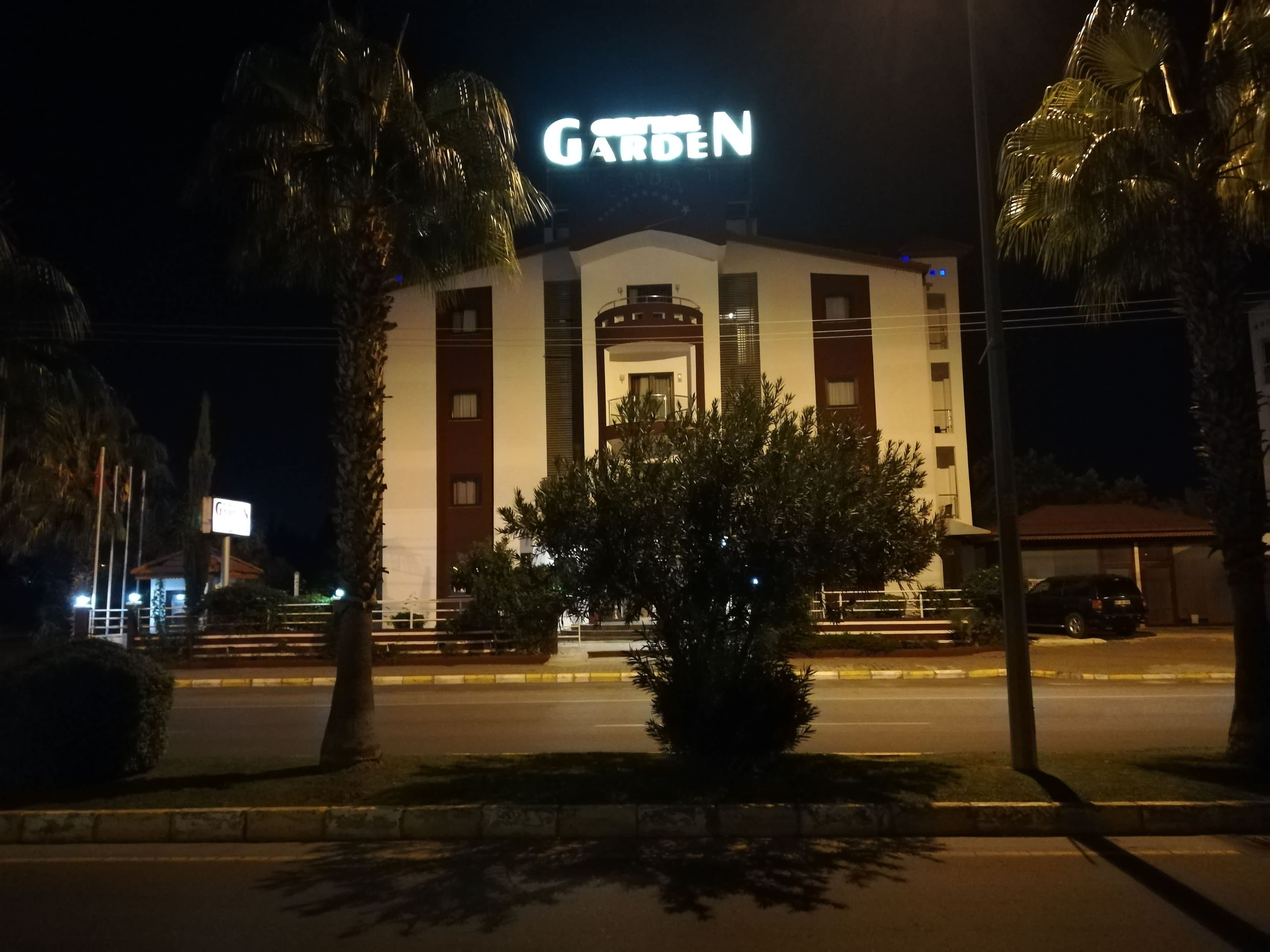 Carna Garden Hotel