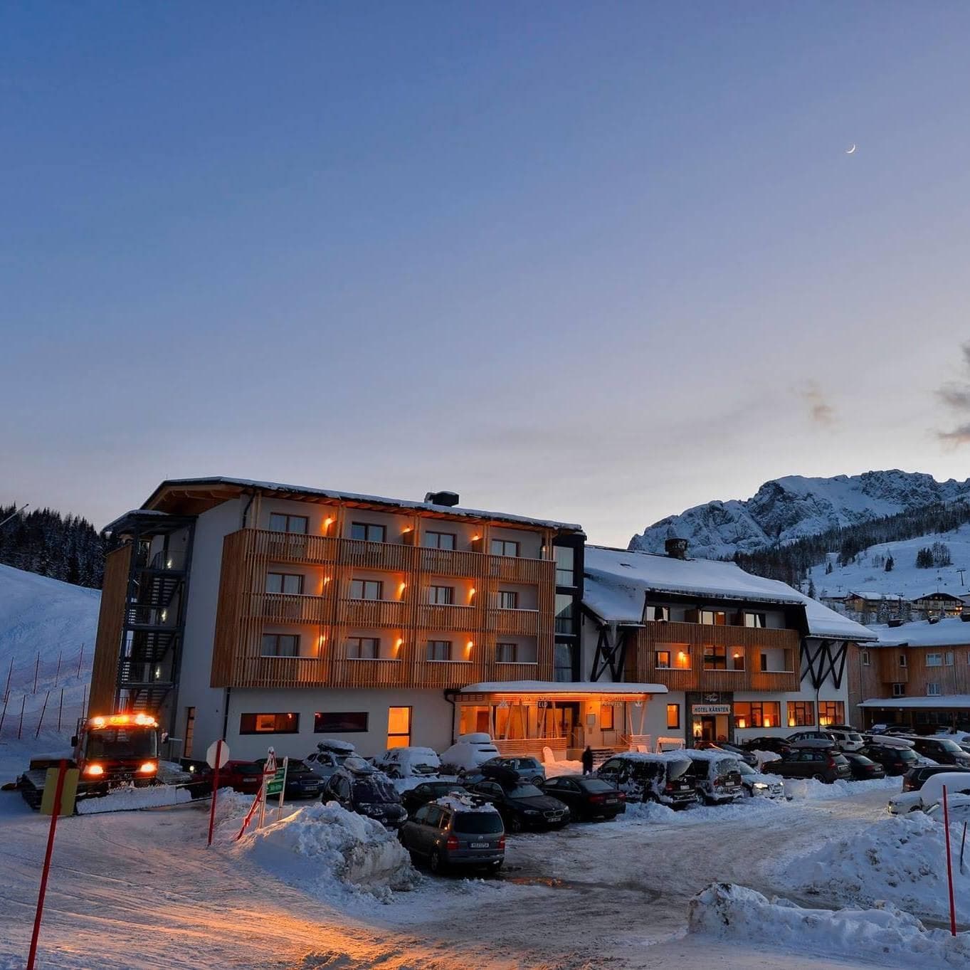 Almhotel Kärnten Ansicht 2