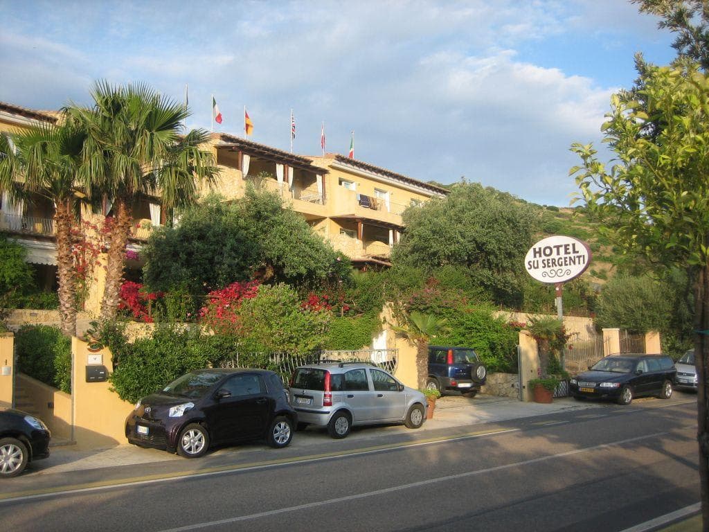 Hotel Su Sergenti