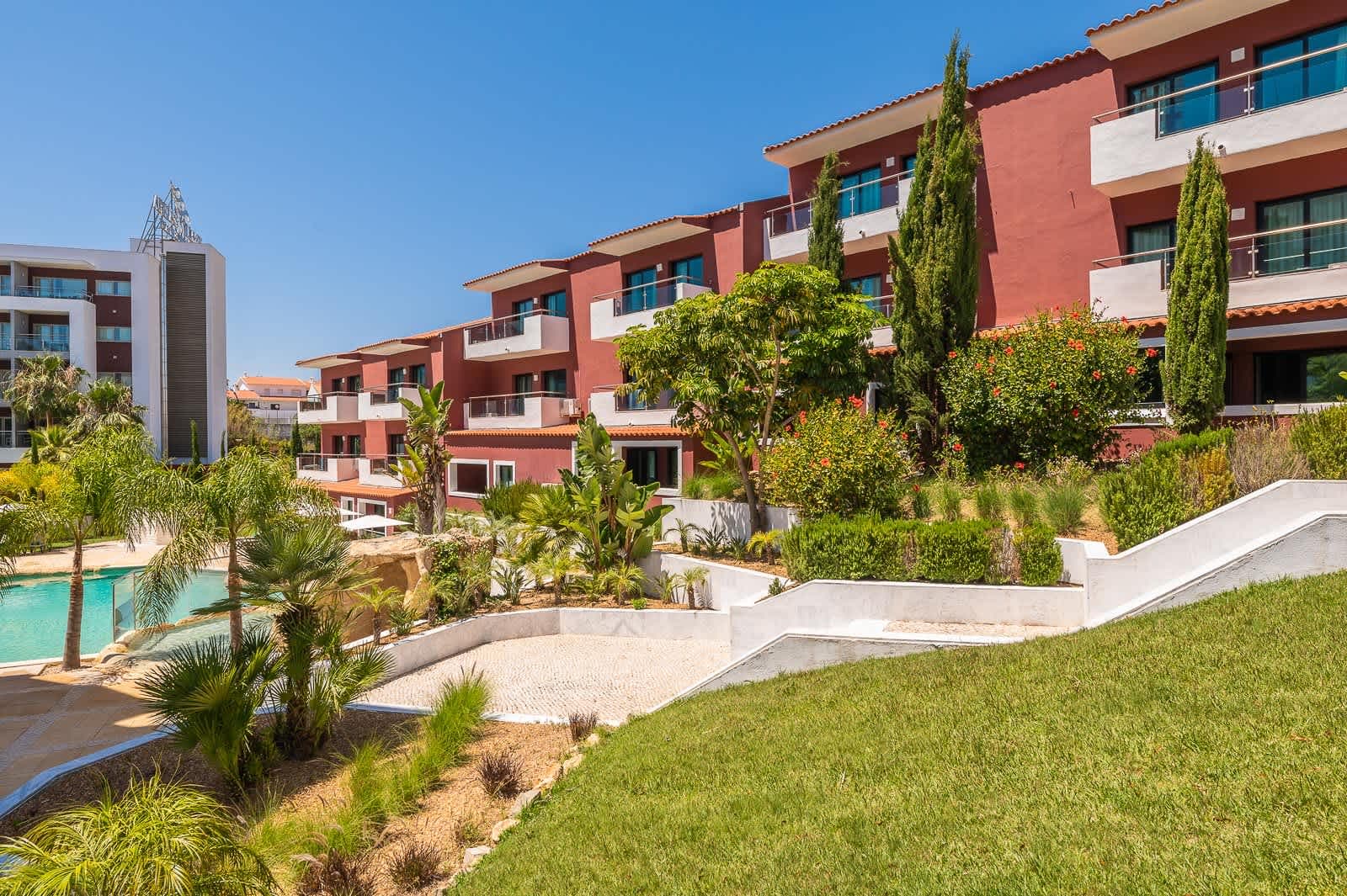 Topázio Vibe Beach Hotel & Apartments Ansicht 3