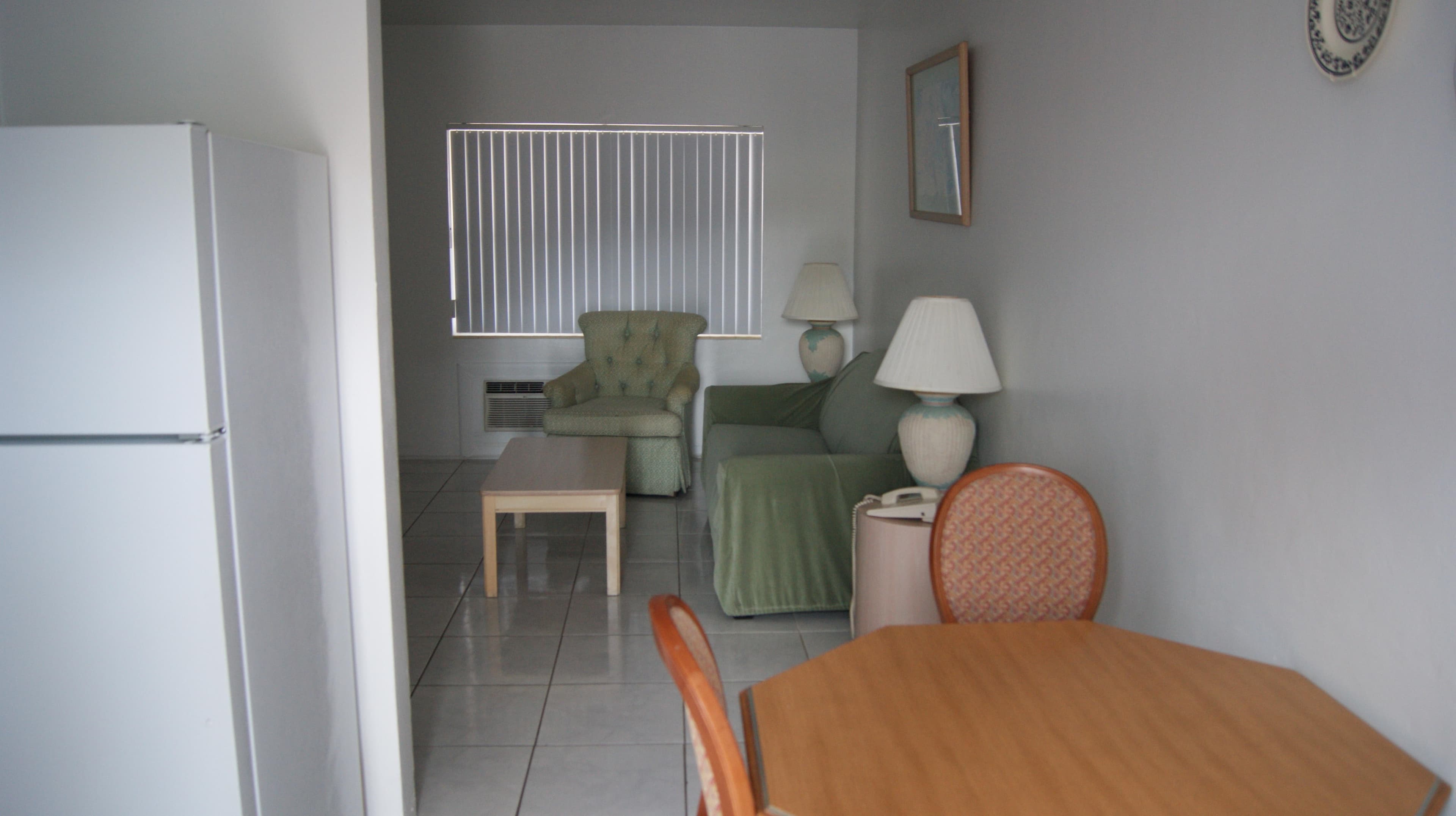Motel Birch Patio Ansicht 4