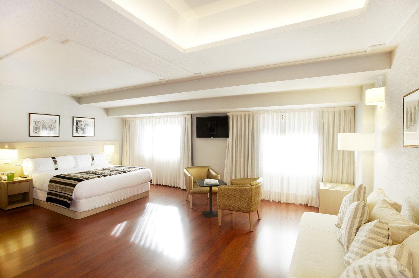 Hotel Holiday Inn Andorra Ansicht 5