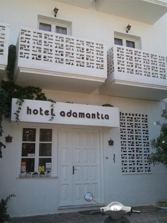 Hotel Adamantia Ansicht 2