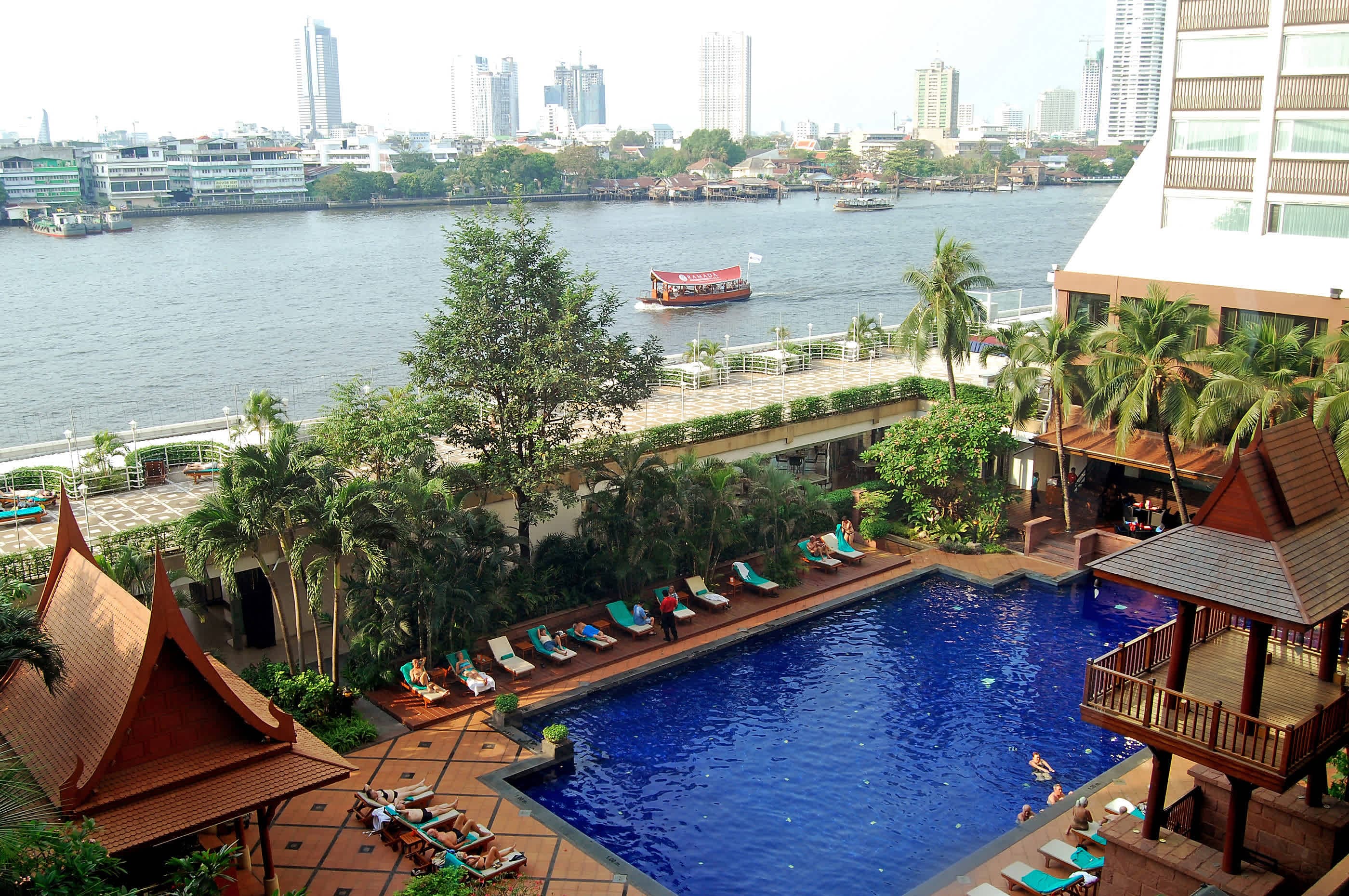 Ramada Plaza by Wyndham Bangkok Menam Riverside Ansicht 10