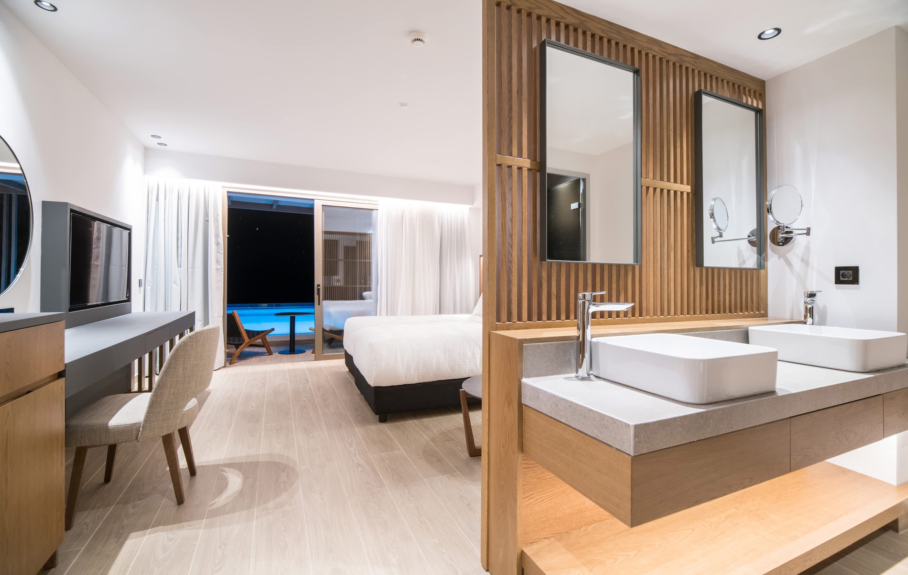 AKASHA Beach Hotel & Spa Ansicht 6